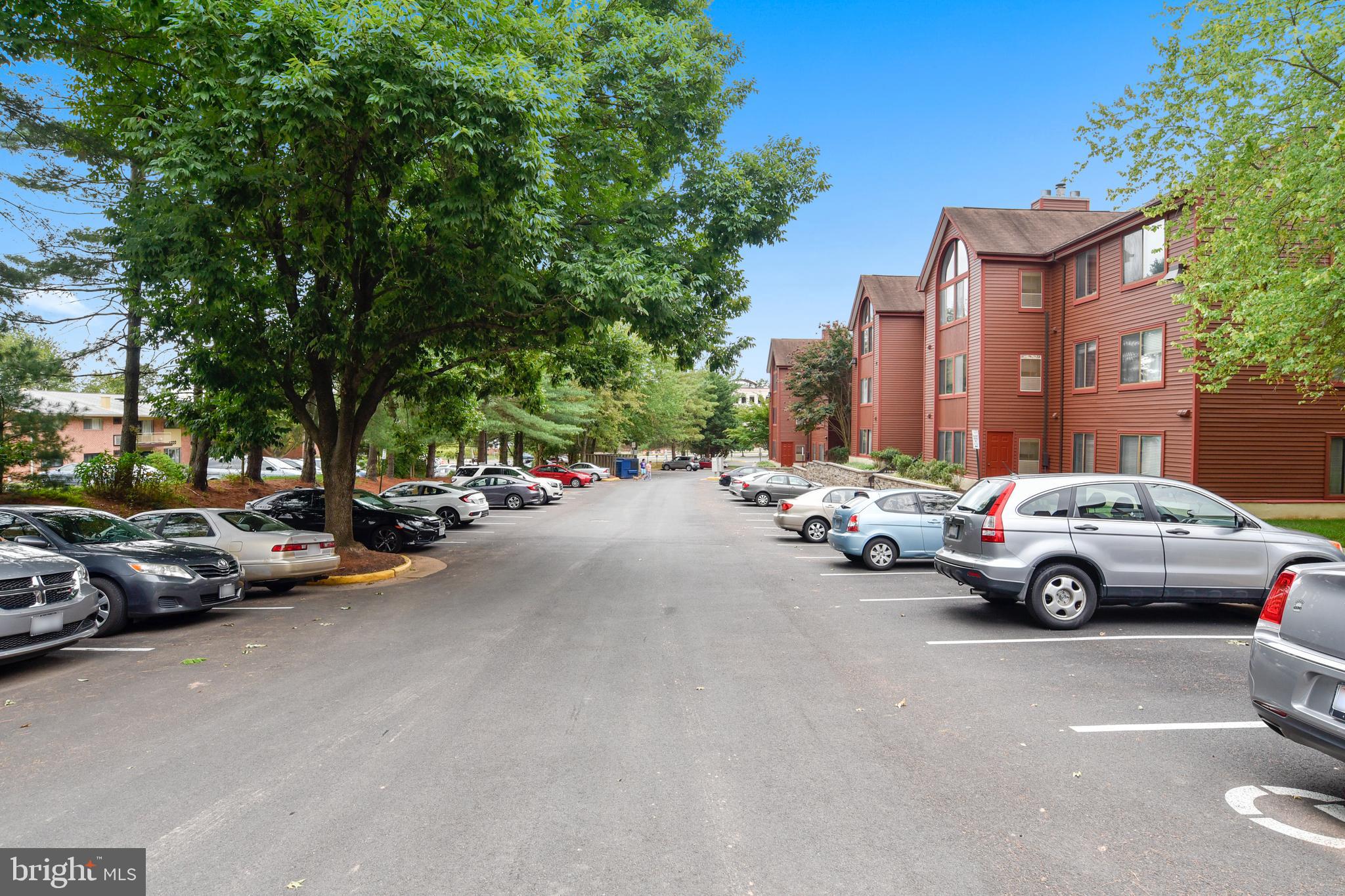 LEE OAKS - Residential