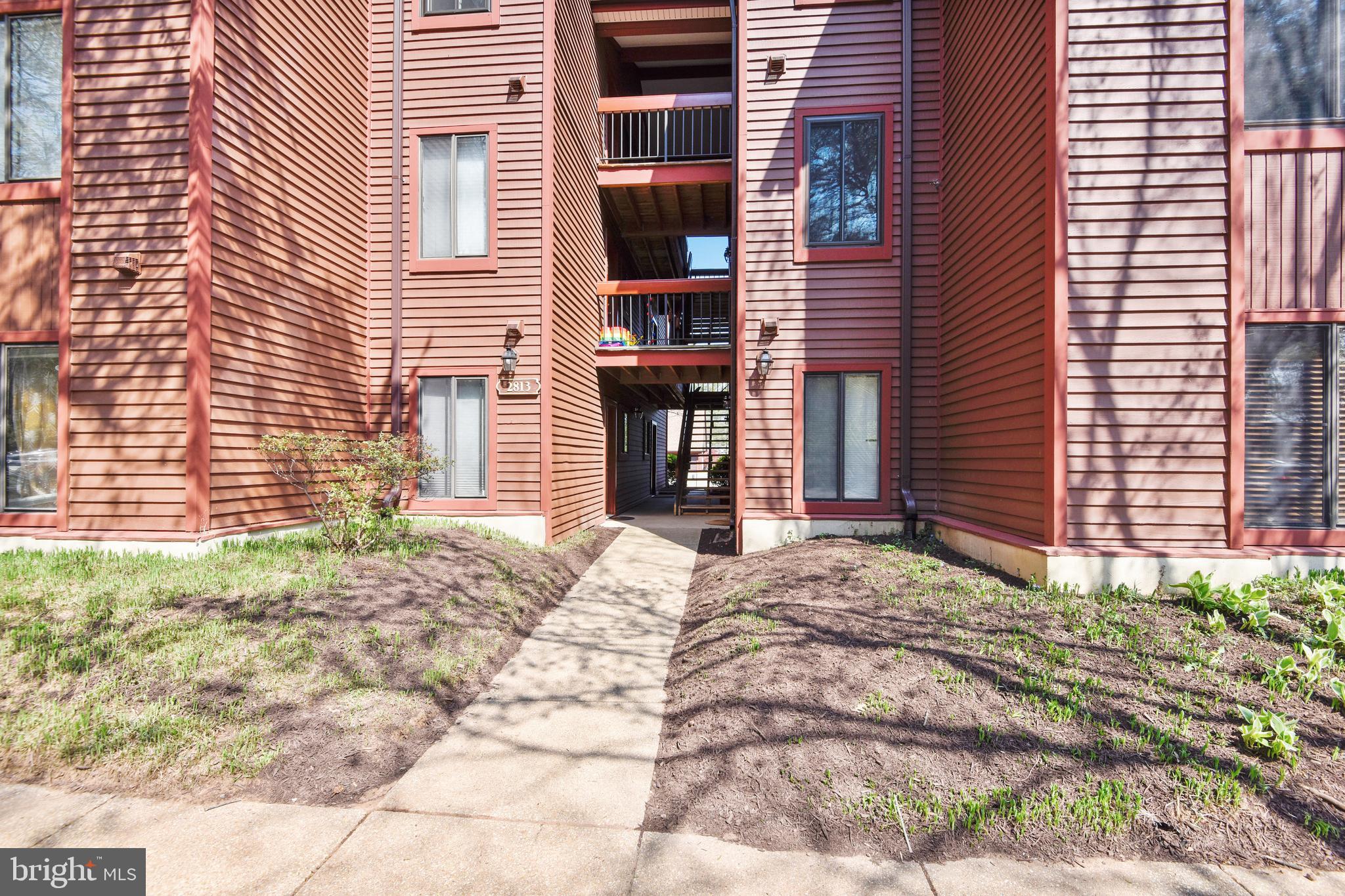 LEE OAKS - Residential