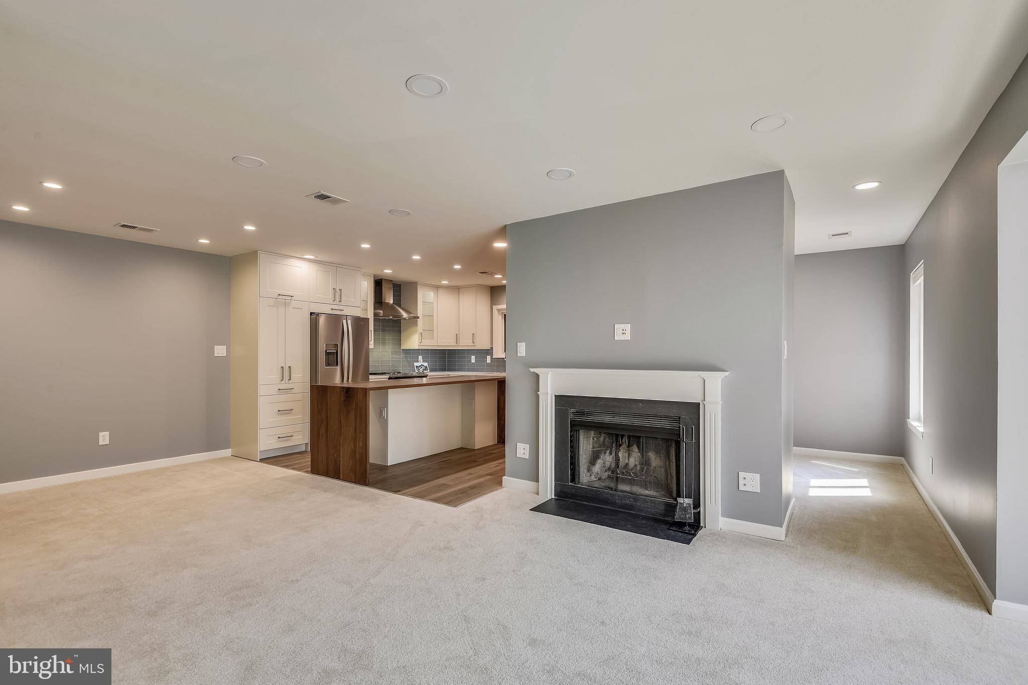 LEE OAKS - Residential