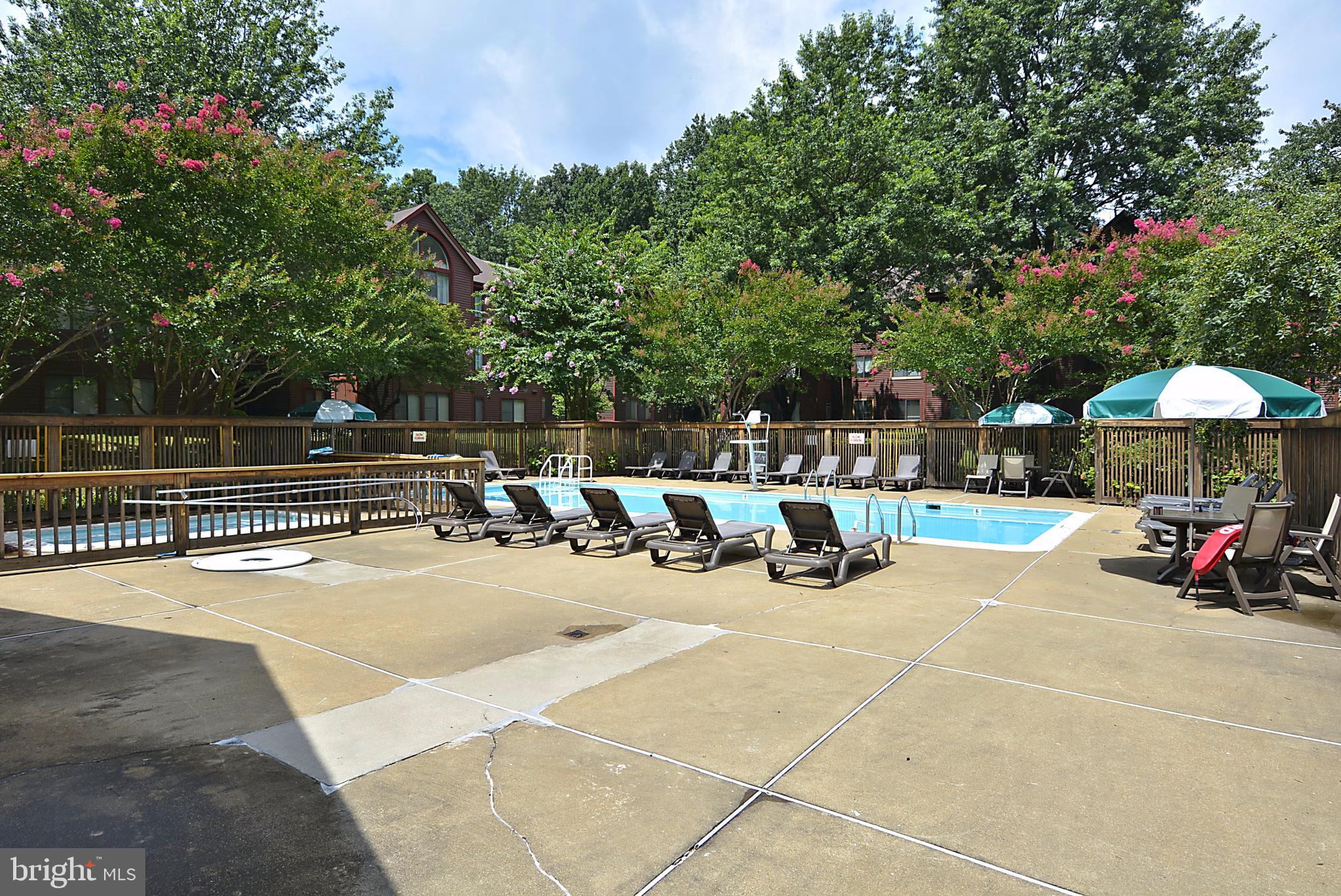 LEE OAKS - Residential