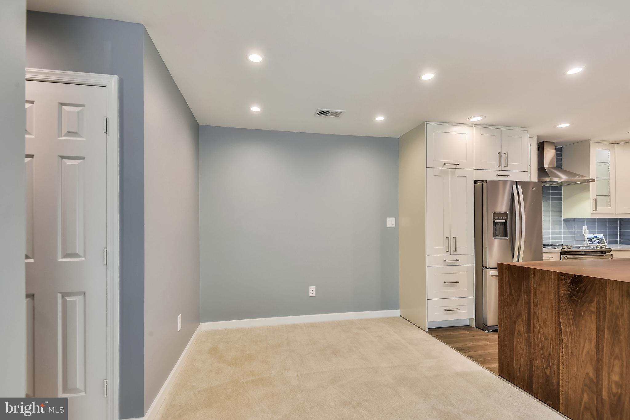 LEE OAKS - Residential