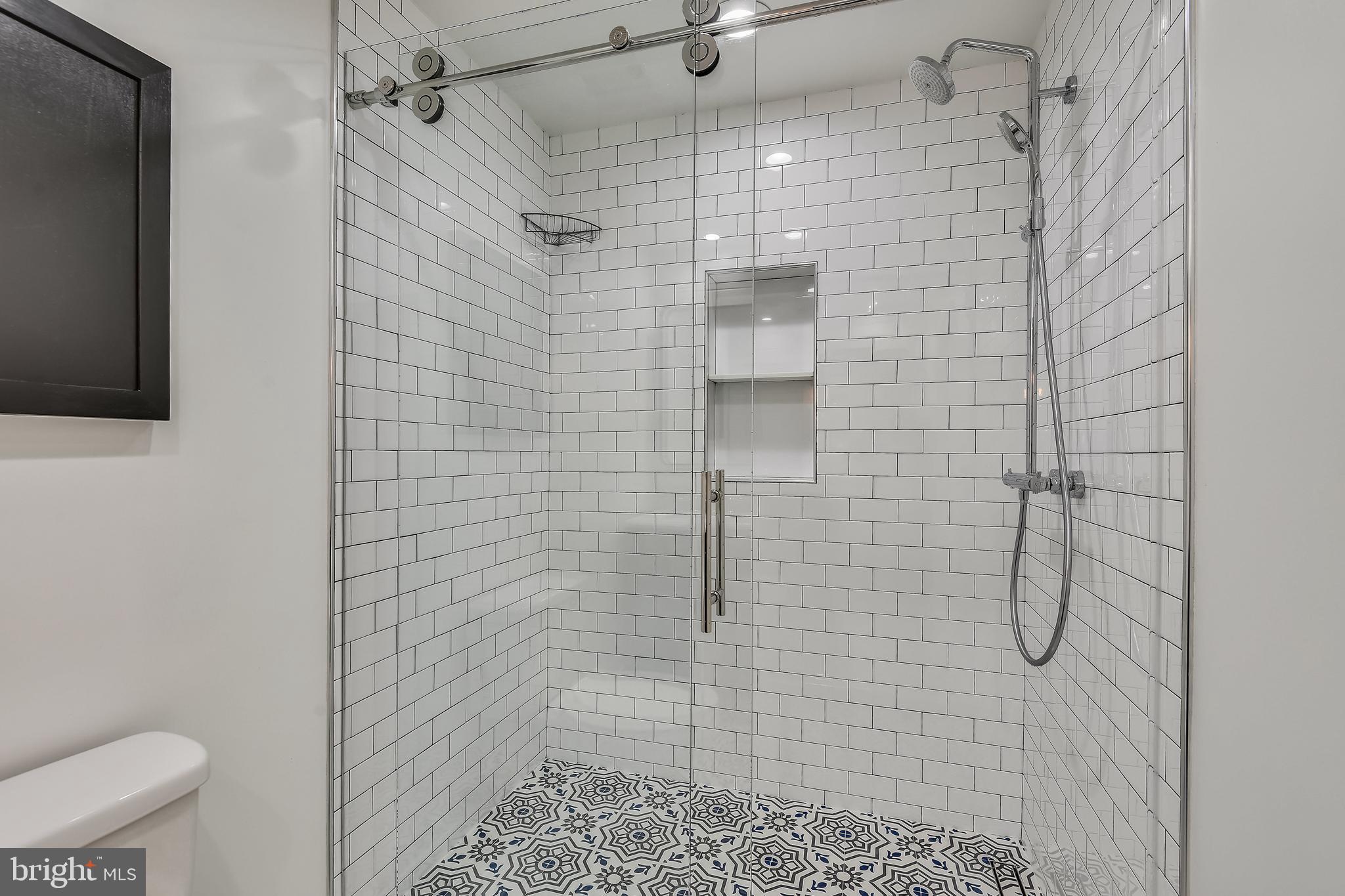 LEE OAKS - Residential