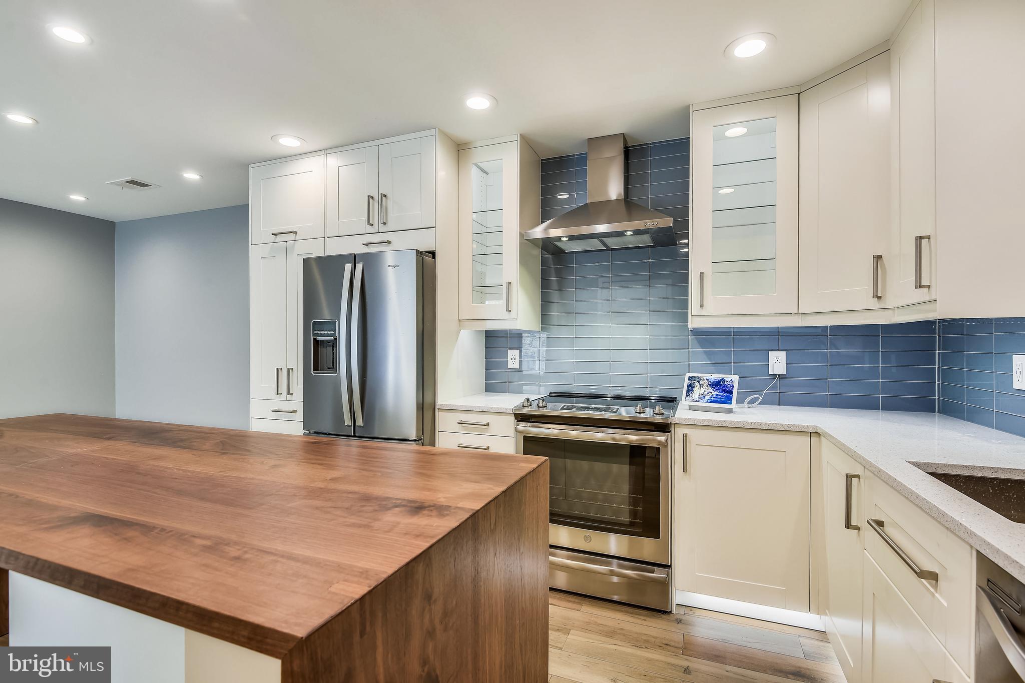 LEE OAKS - Residential