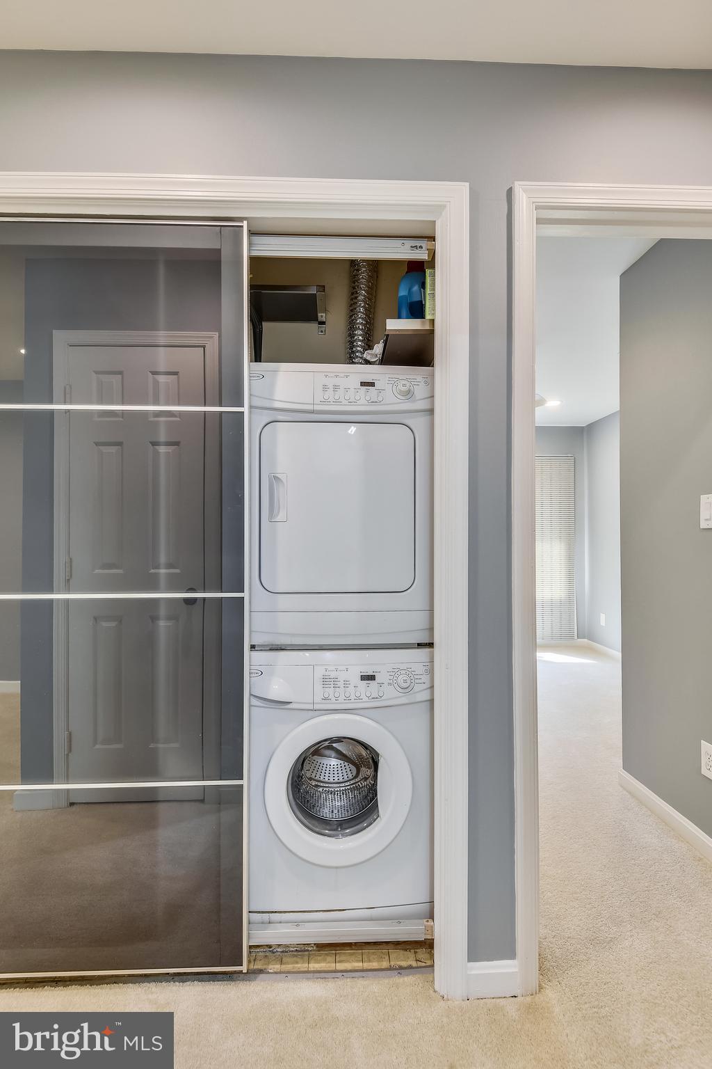 LEE OAKS - Residential