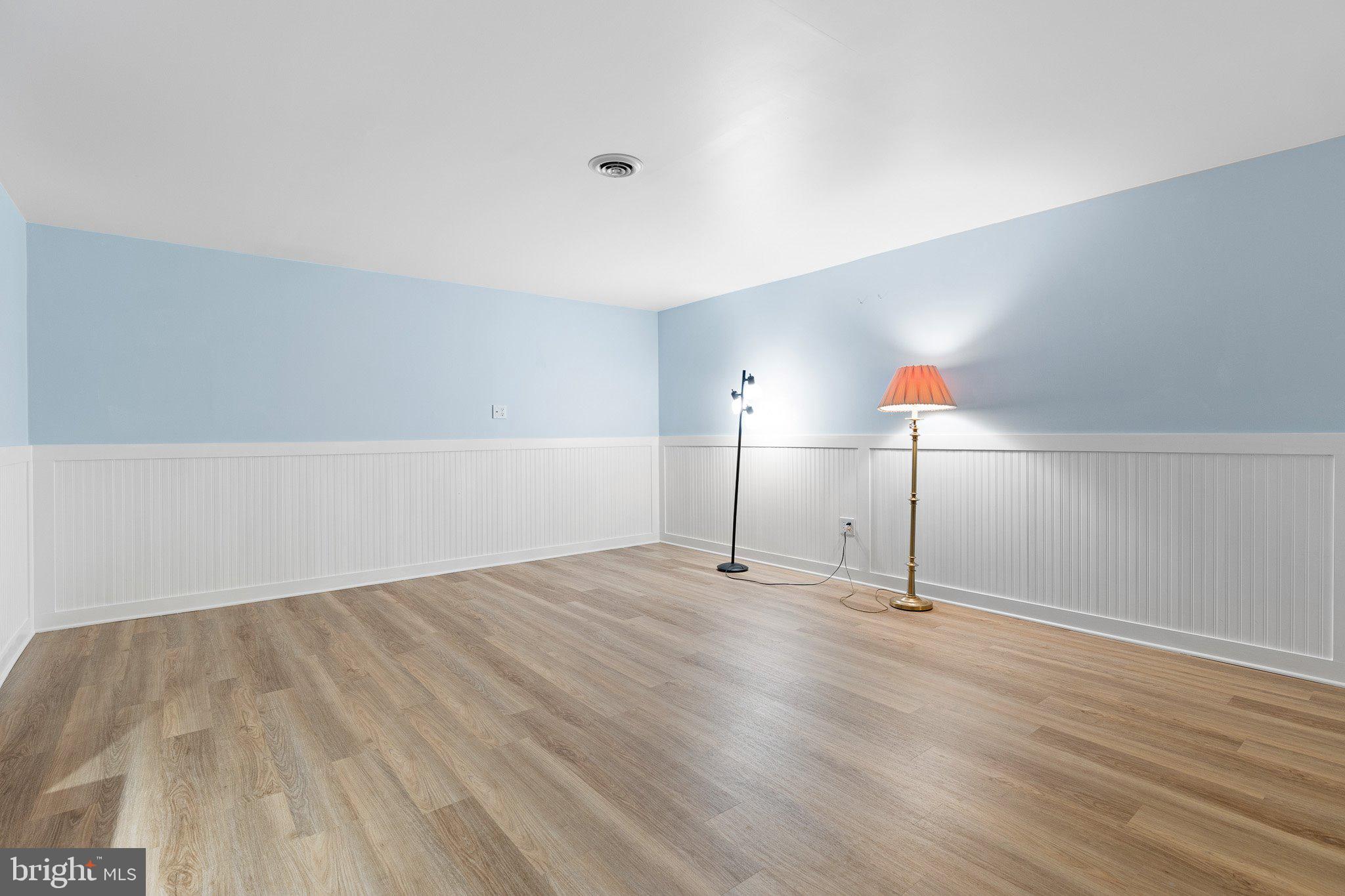 SOMERSET LAKE - Residential