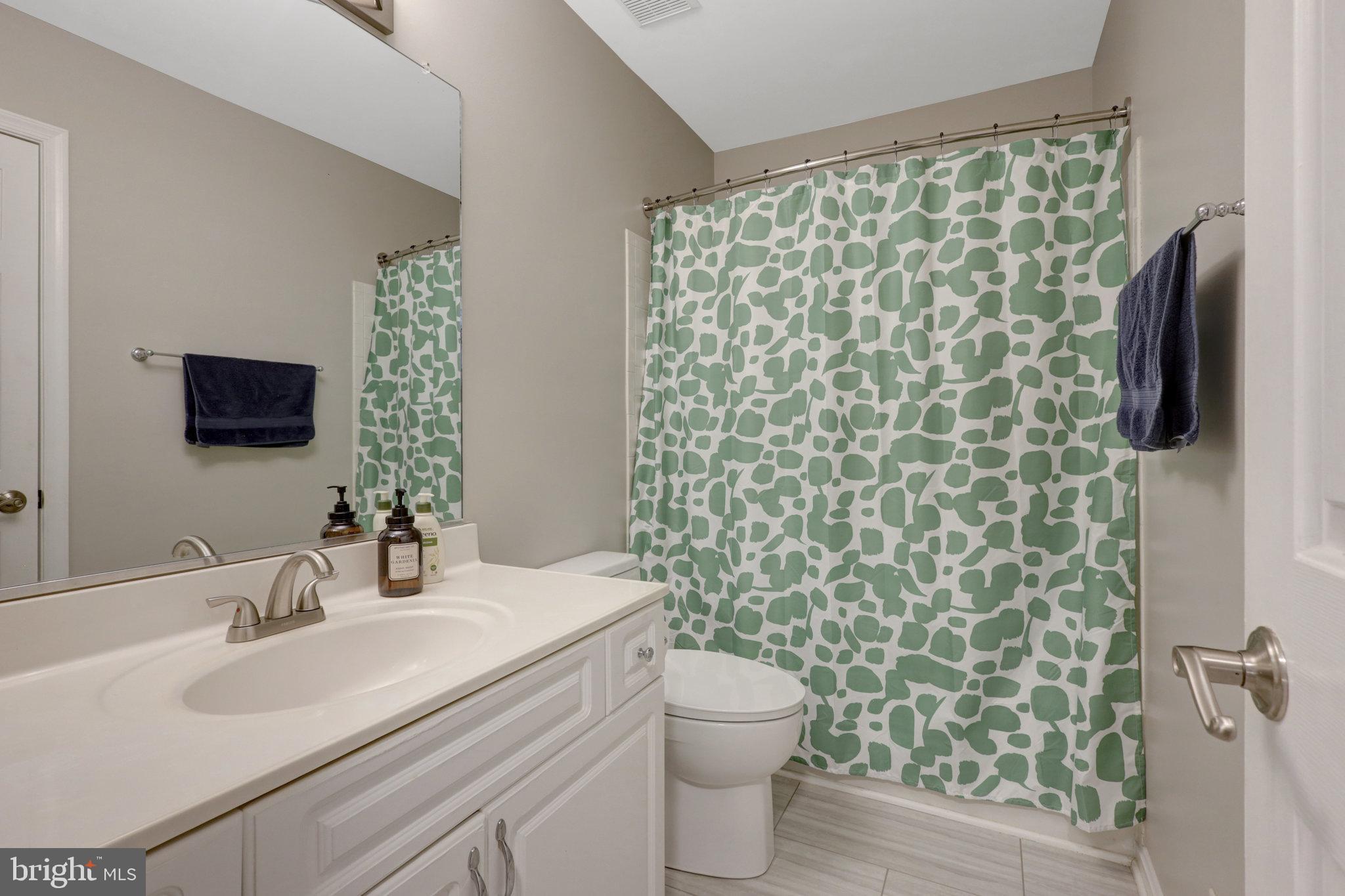 THE MEWS - Residential Lease