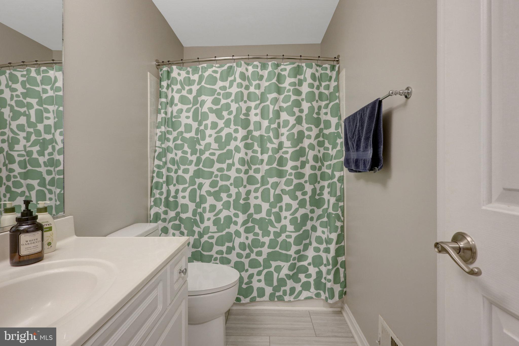 THE MEWS - Residential Lease