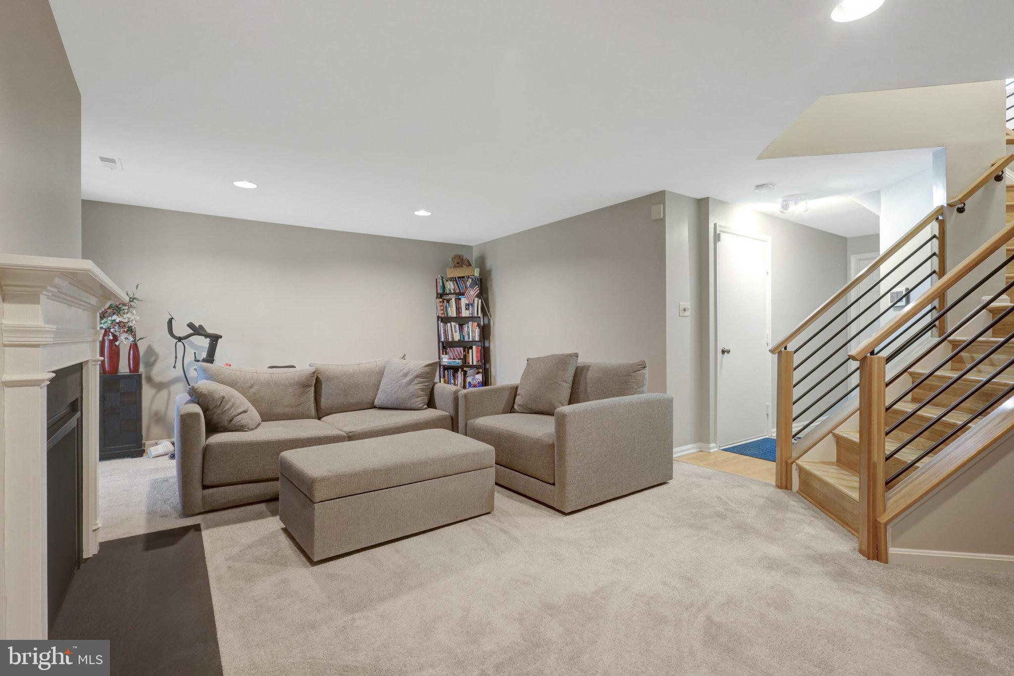 THE MEWS - Residential Lease