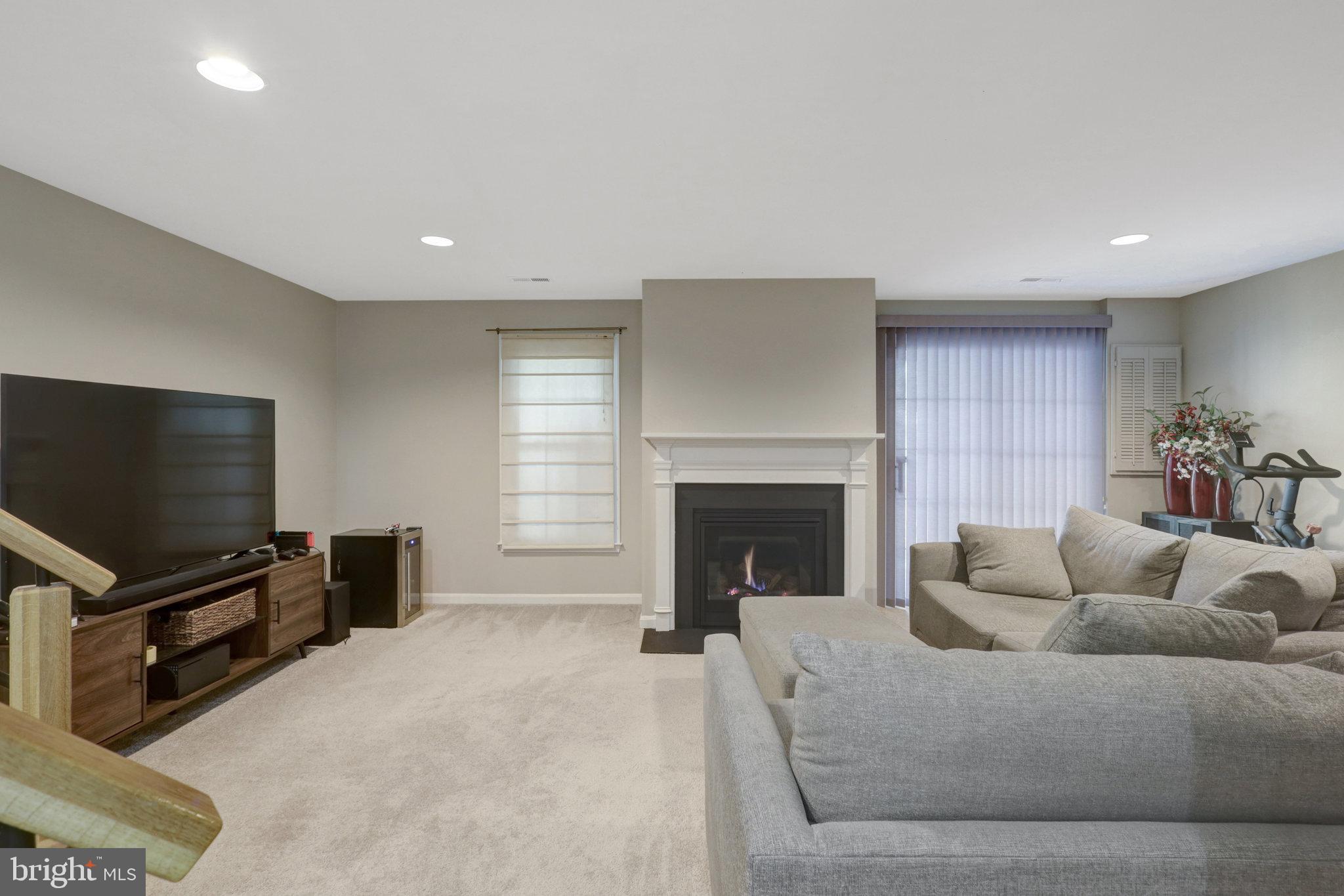 THE MEWS - Residential Lease