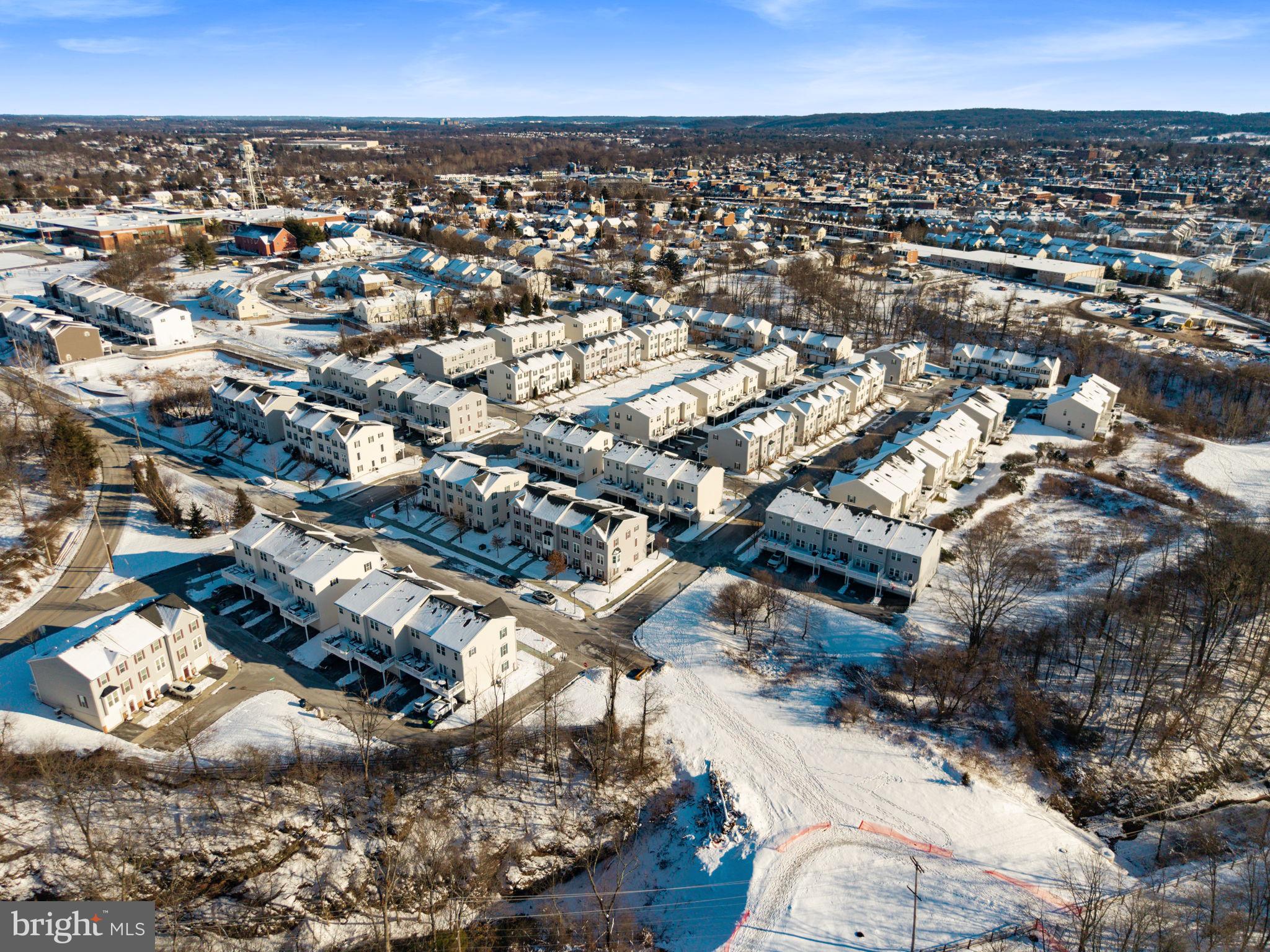 FILLMORE VILLAGE - Residential