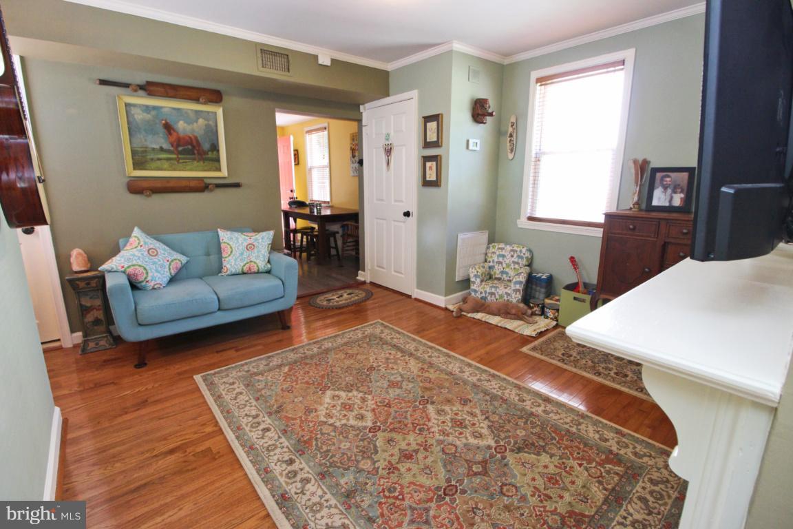 MOUNT WASHINGTON - Residential