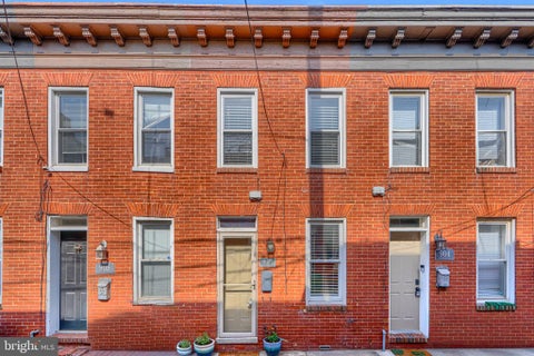 Townhouse For Sale - 906 S Belnord Avenue<br/> BALTIMORE, MD 21224