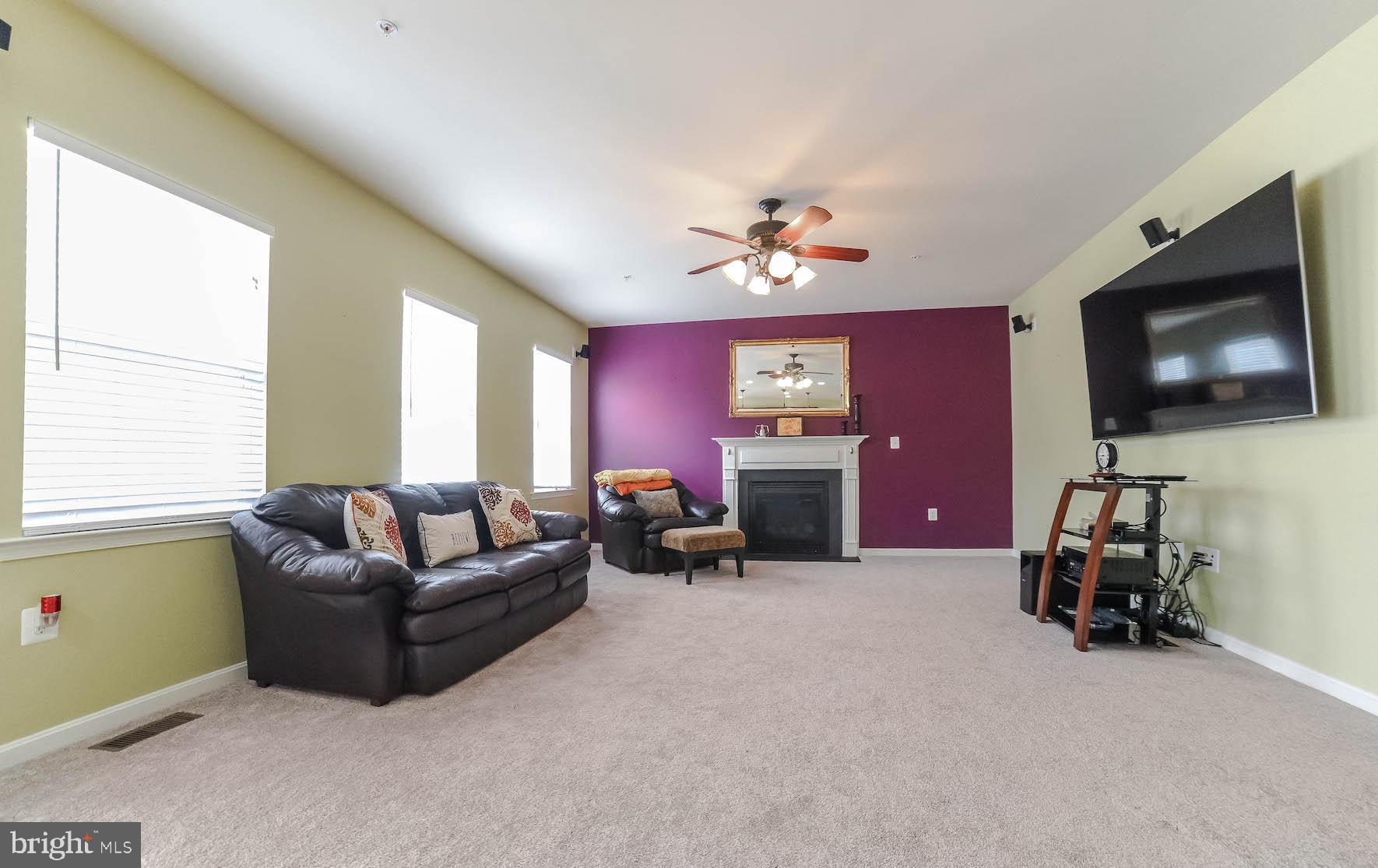 BEN OAKS - Residential