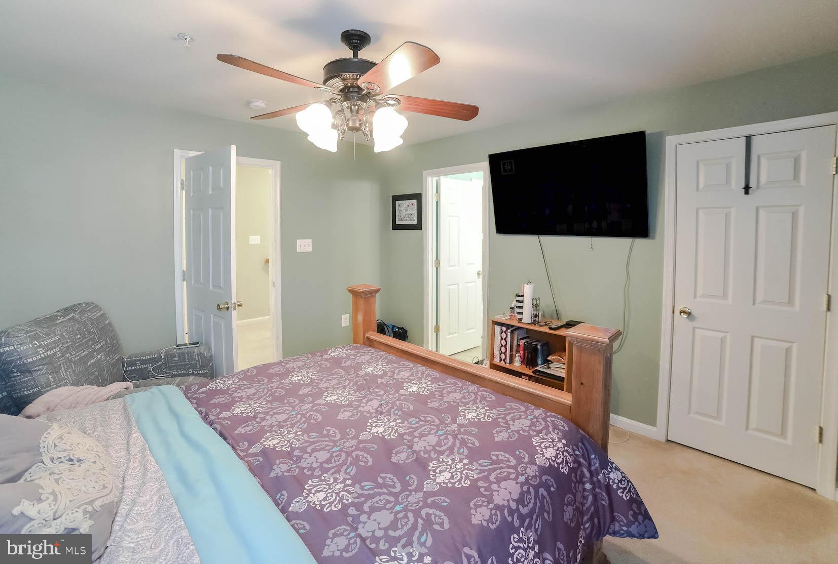 BEN OAKS - Residential