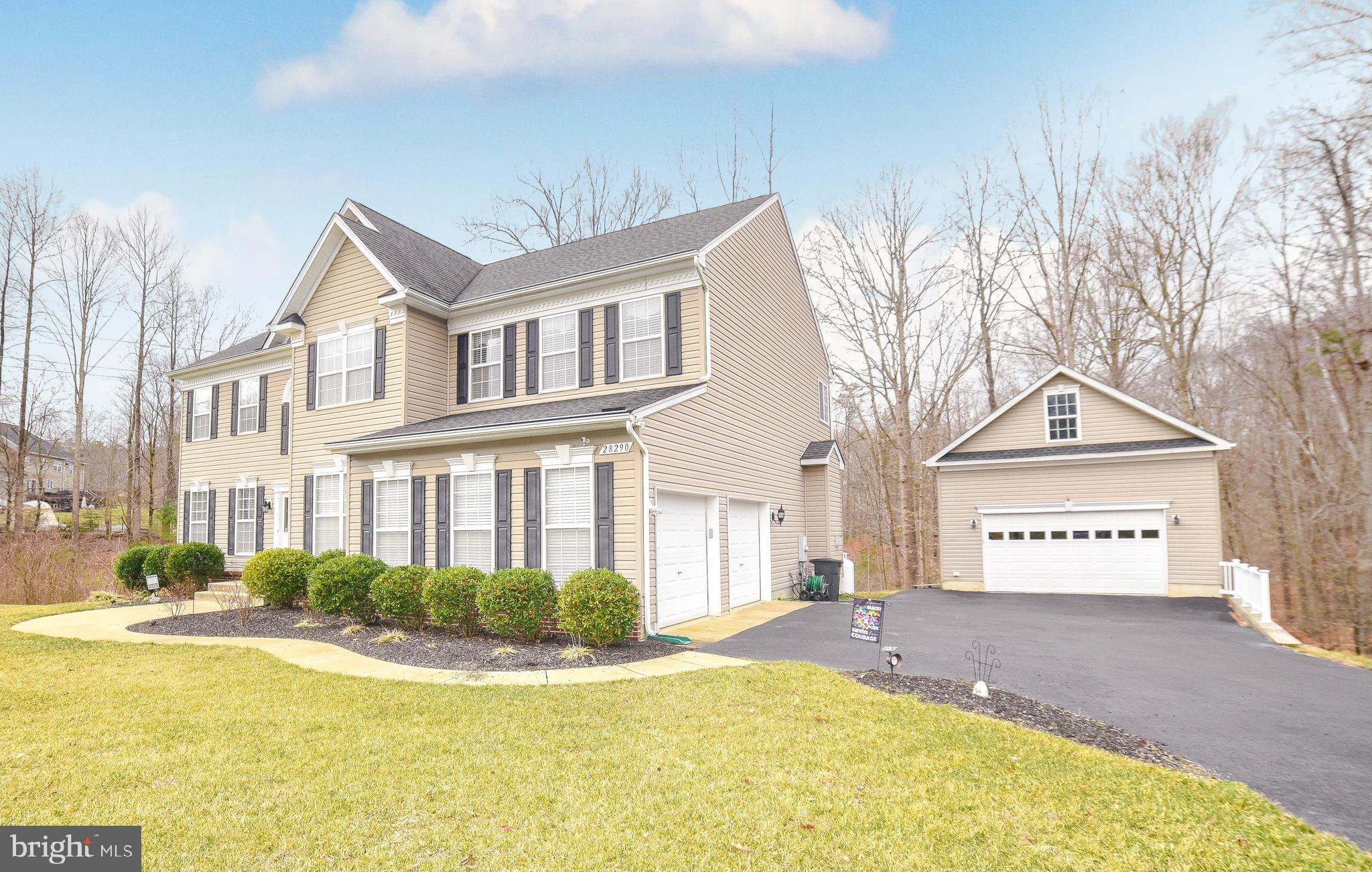 BEN OAKS - Residential