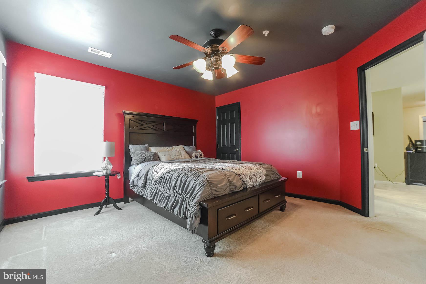 BEN OAKS - Residential