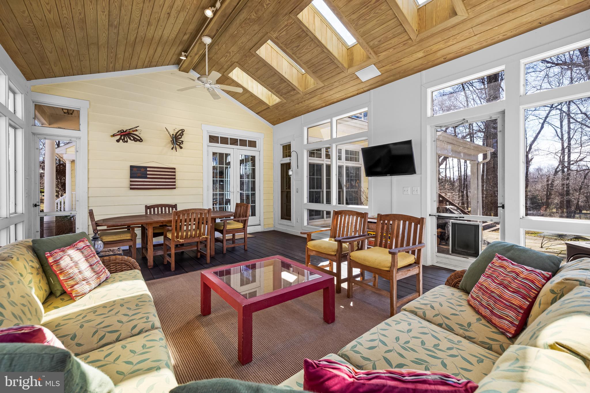 BULLOCK FARM - Residential