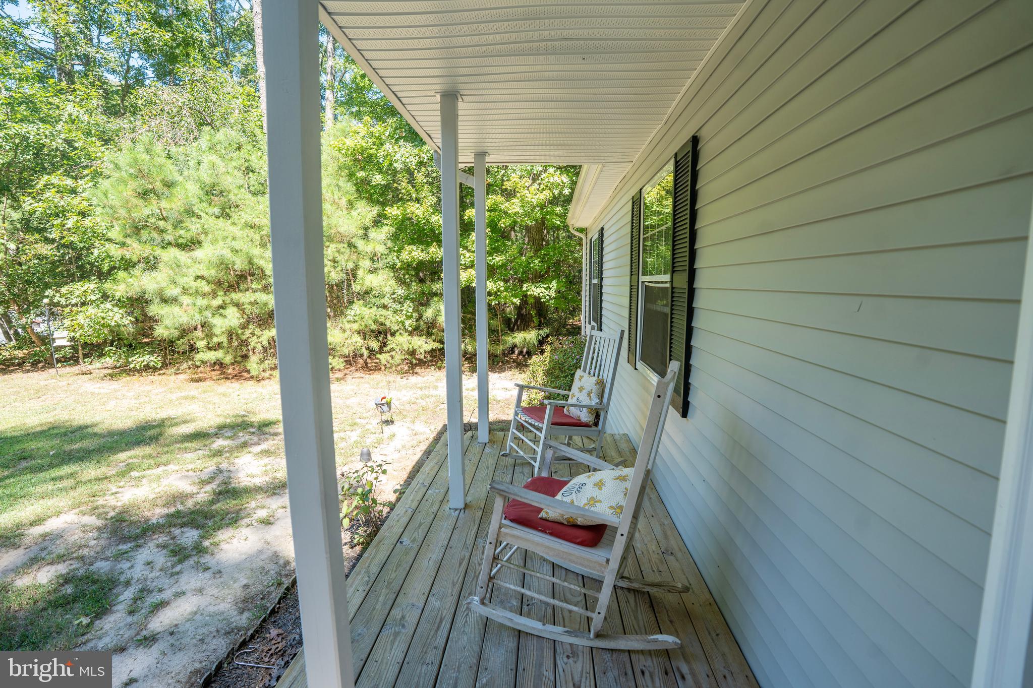 CAPTAIN'S COVE - Residential