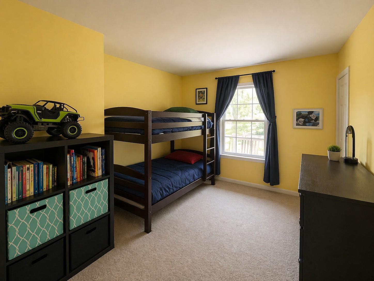 CAPTAIN'S COVE - Residential