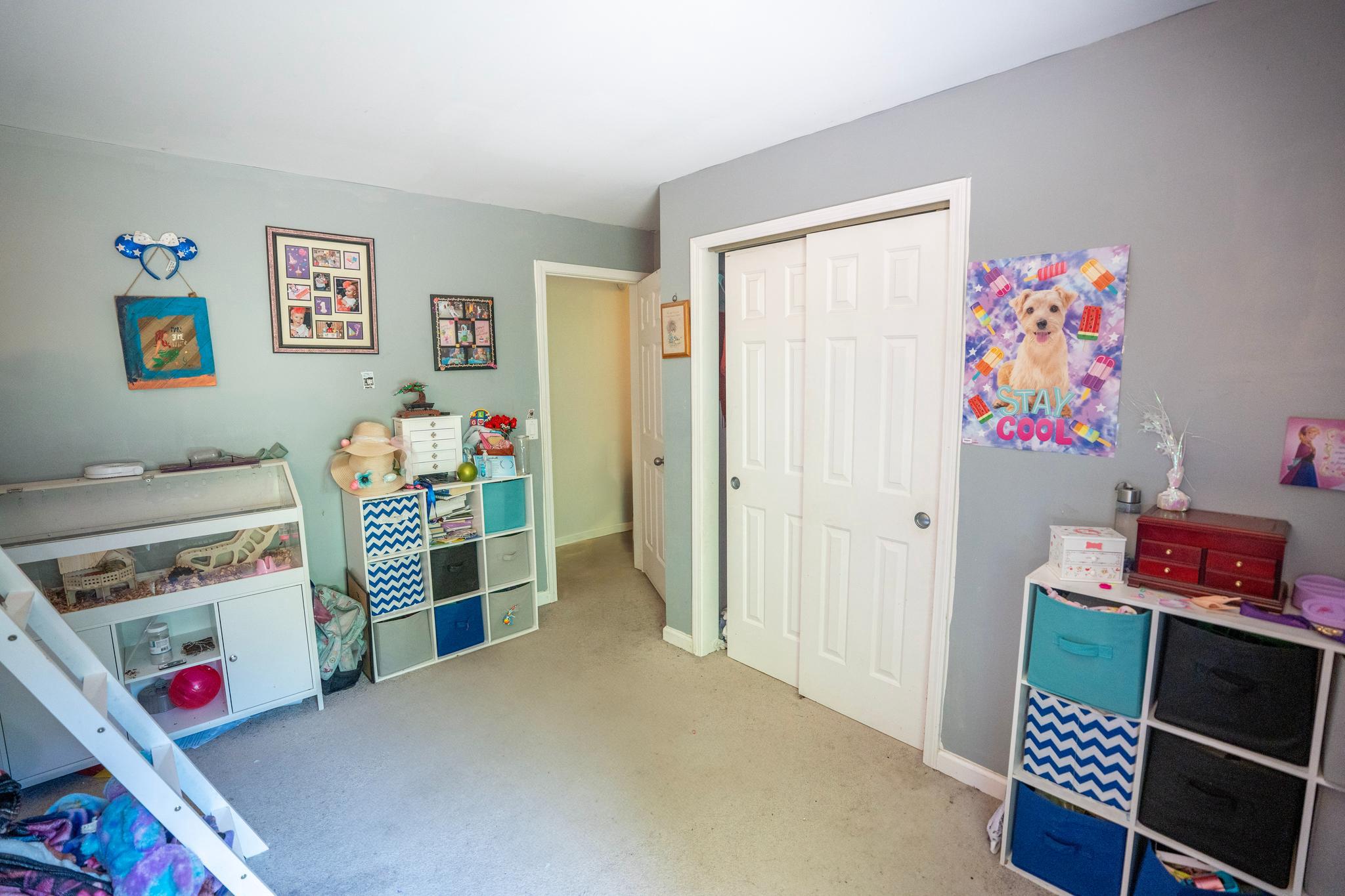 CAPTAIN'S COVE - Residential