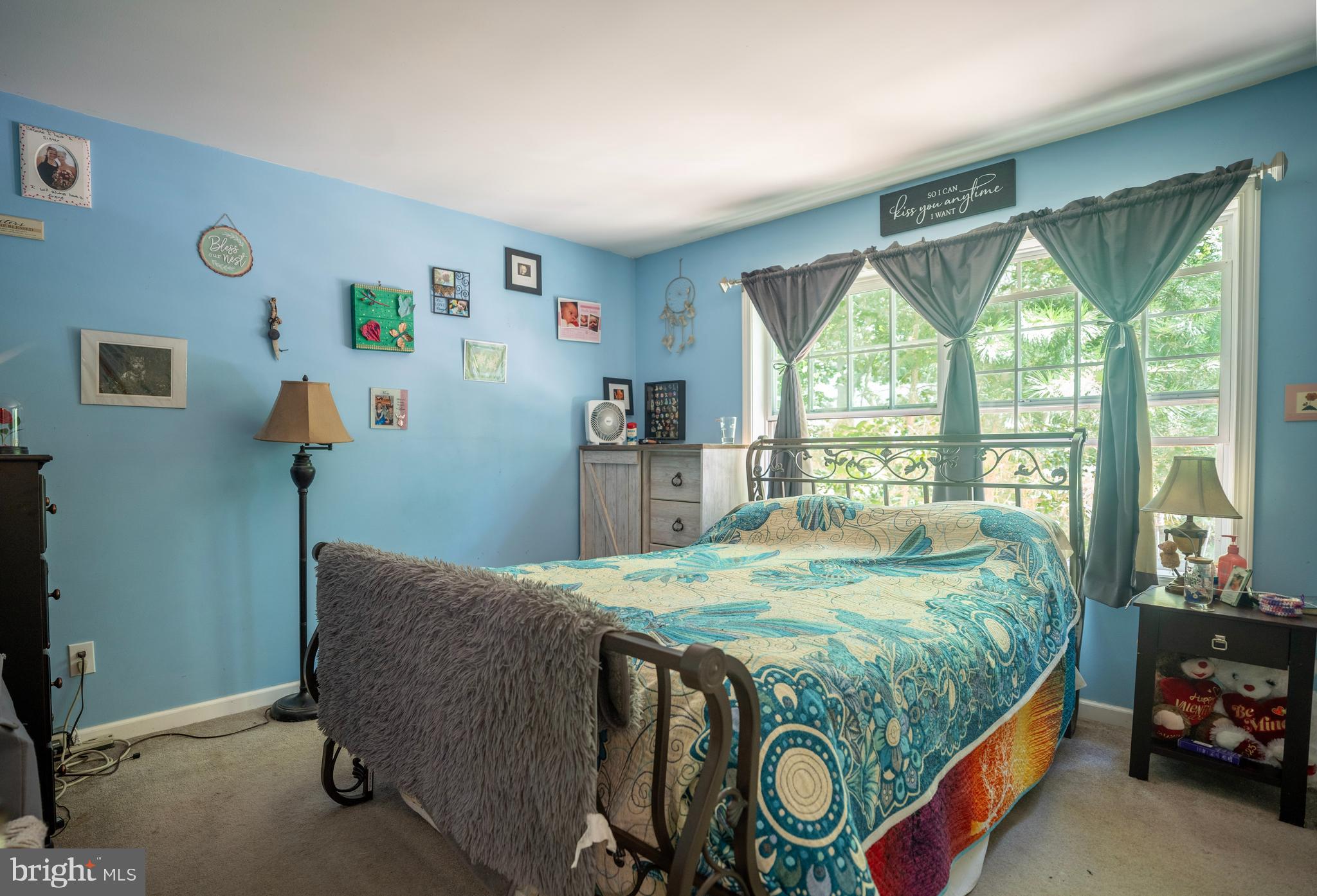 CAPTAIN'S COVE - Residential