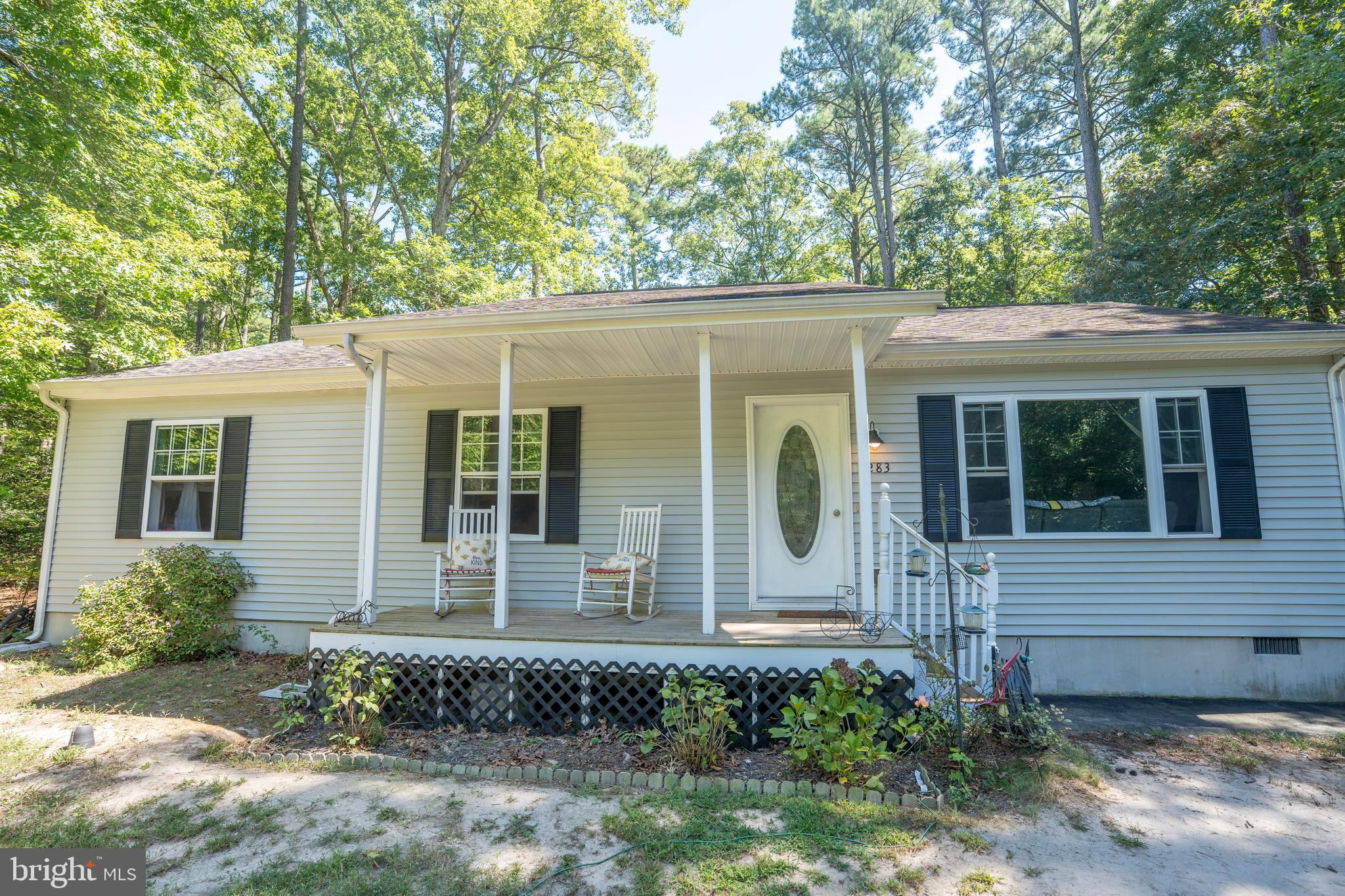 CAPTAIN'S COVE - Residential