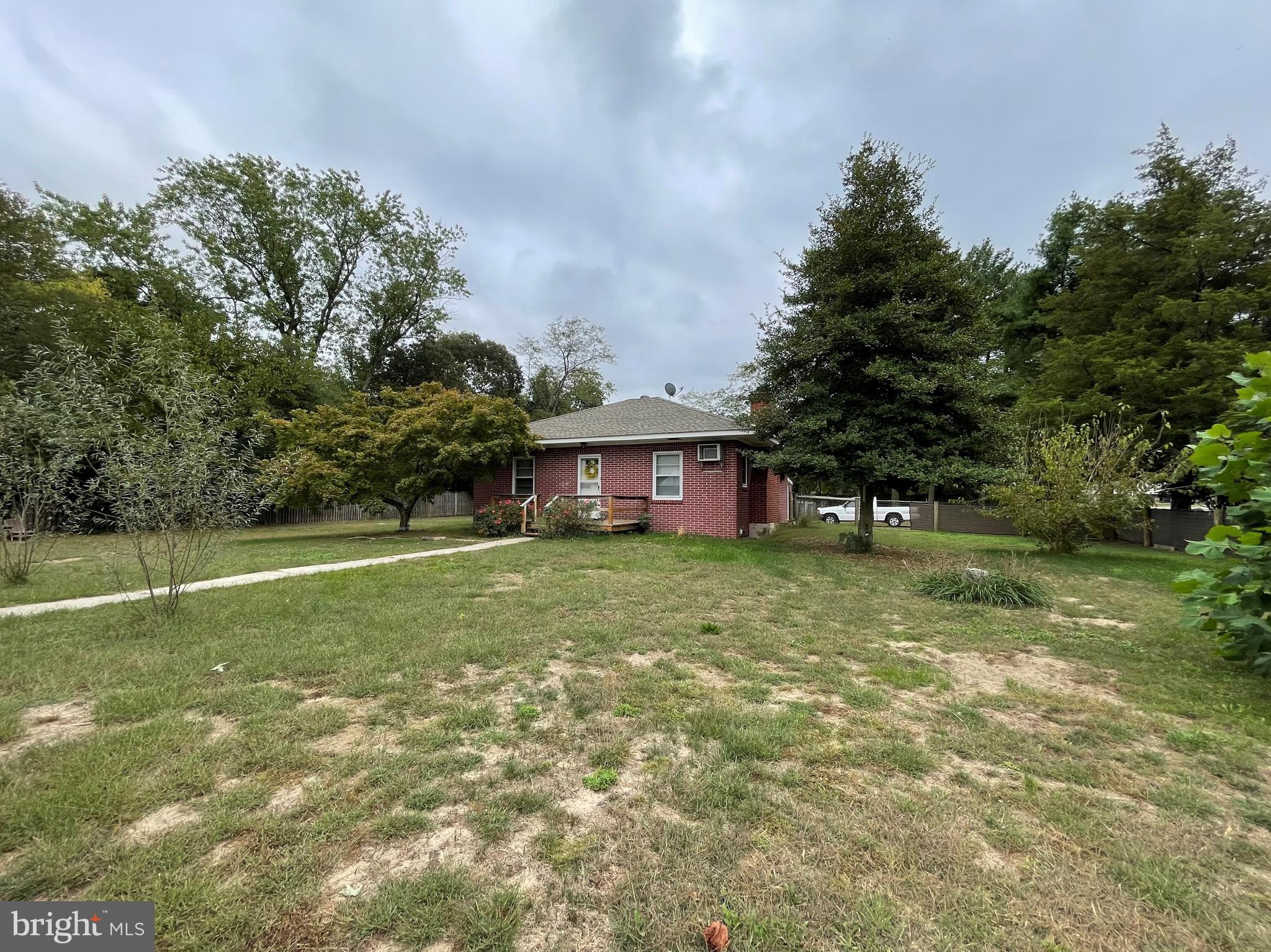 CRUMPTON - Residential