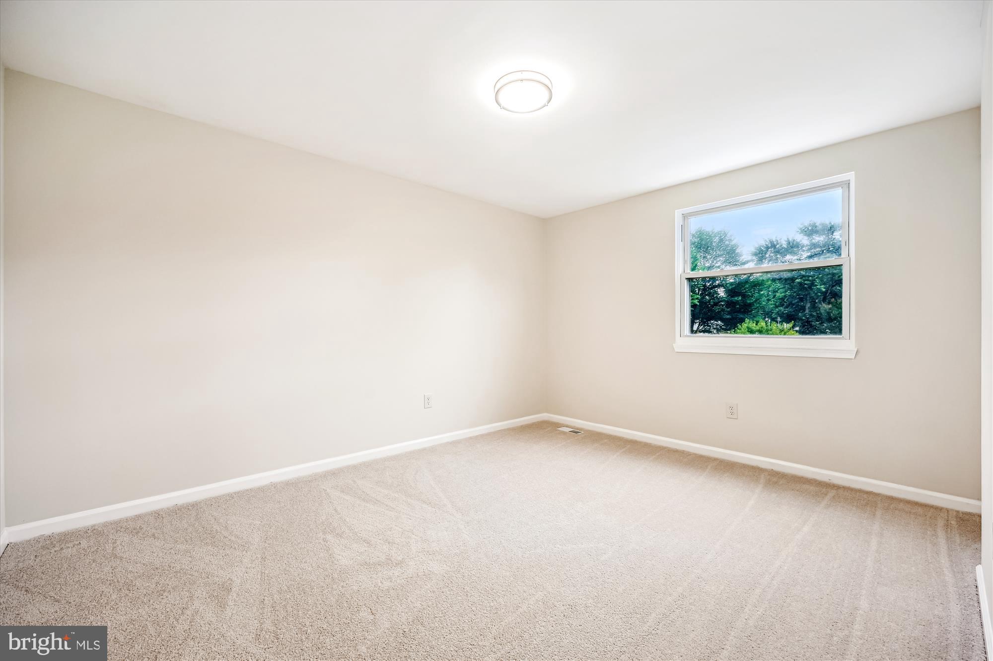 AMBER MEADOWS - Residential