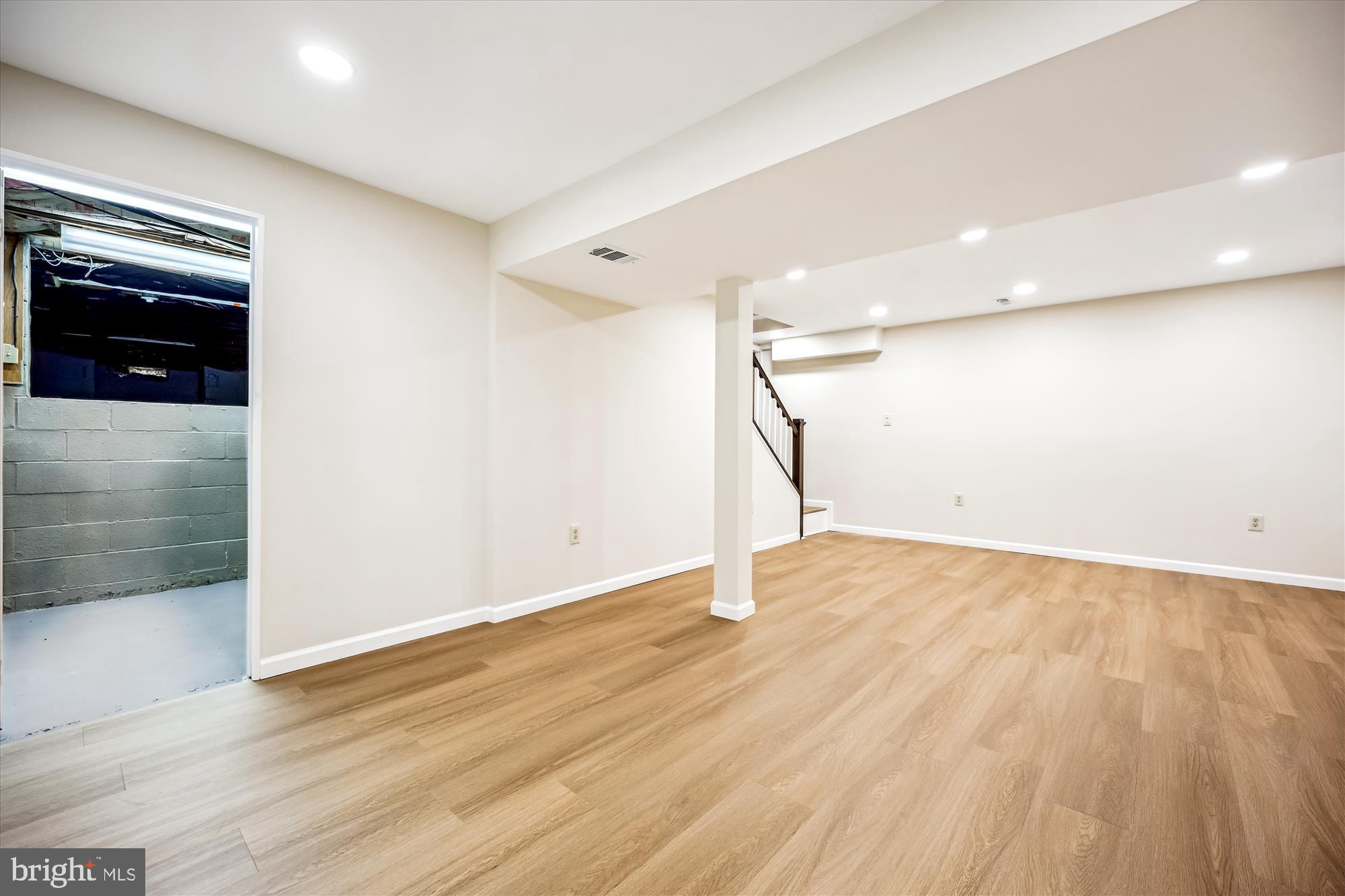 AMBER MEADOWS - Residential