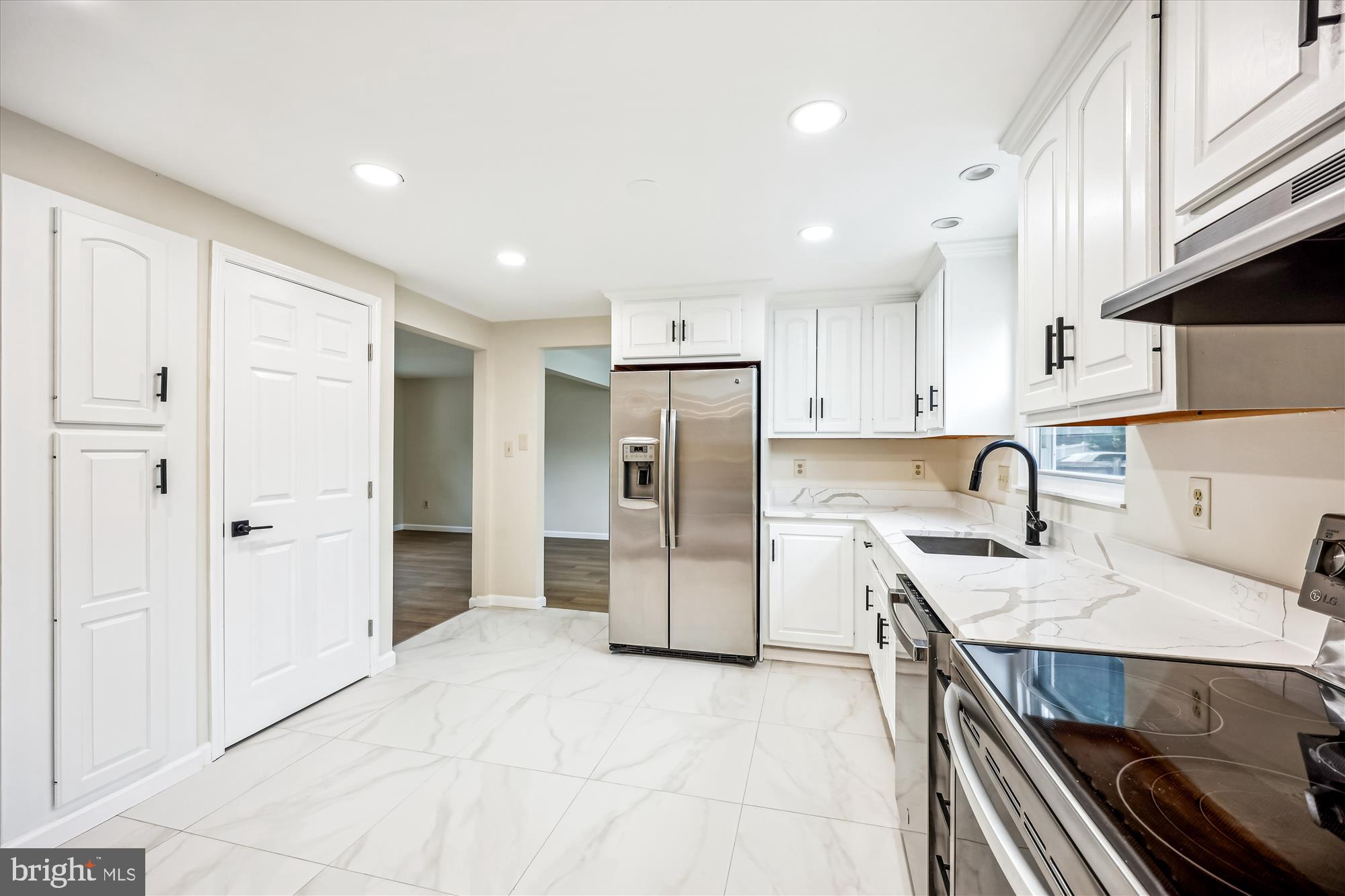 AMBER MEADOWS - Residential