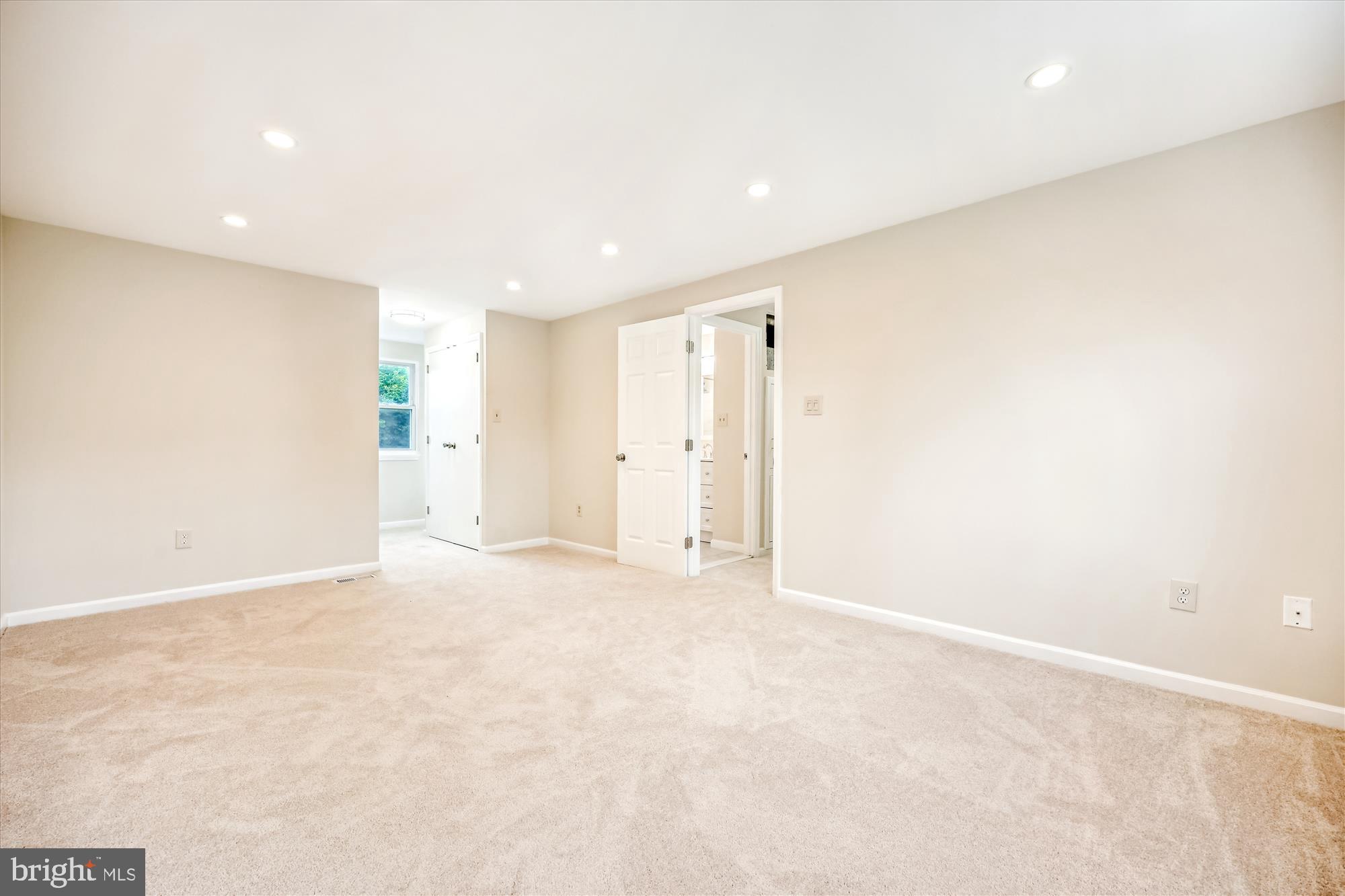 AMBER MEADOWS - Residential