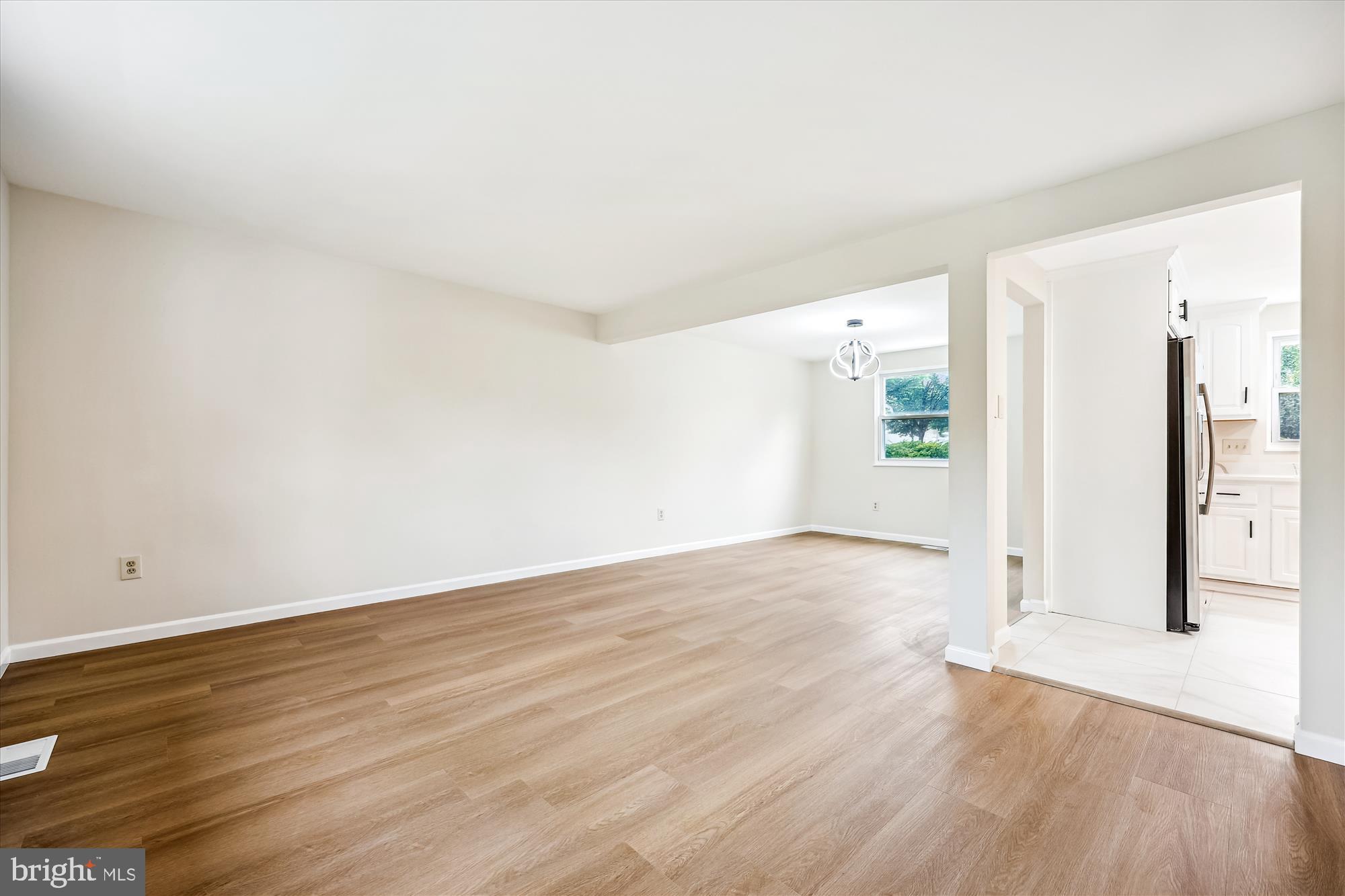 AMBER MEADOWS - Residential