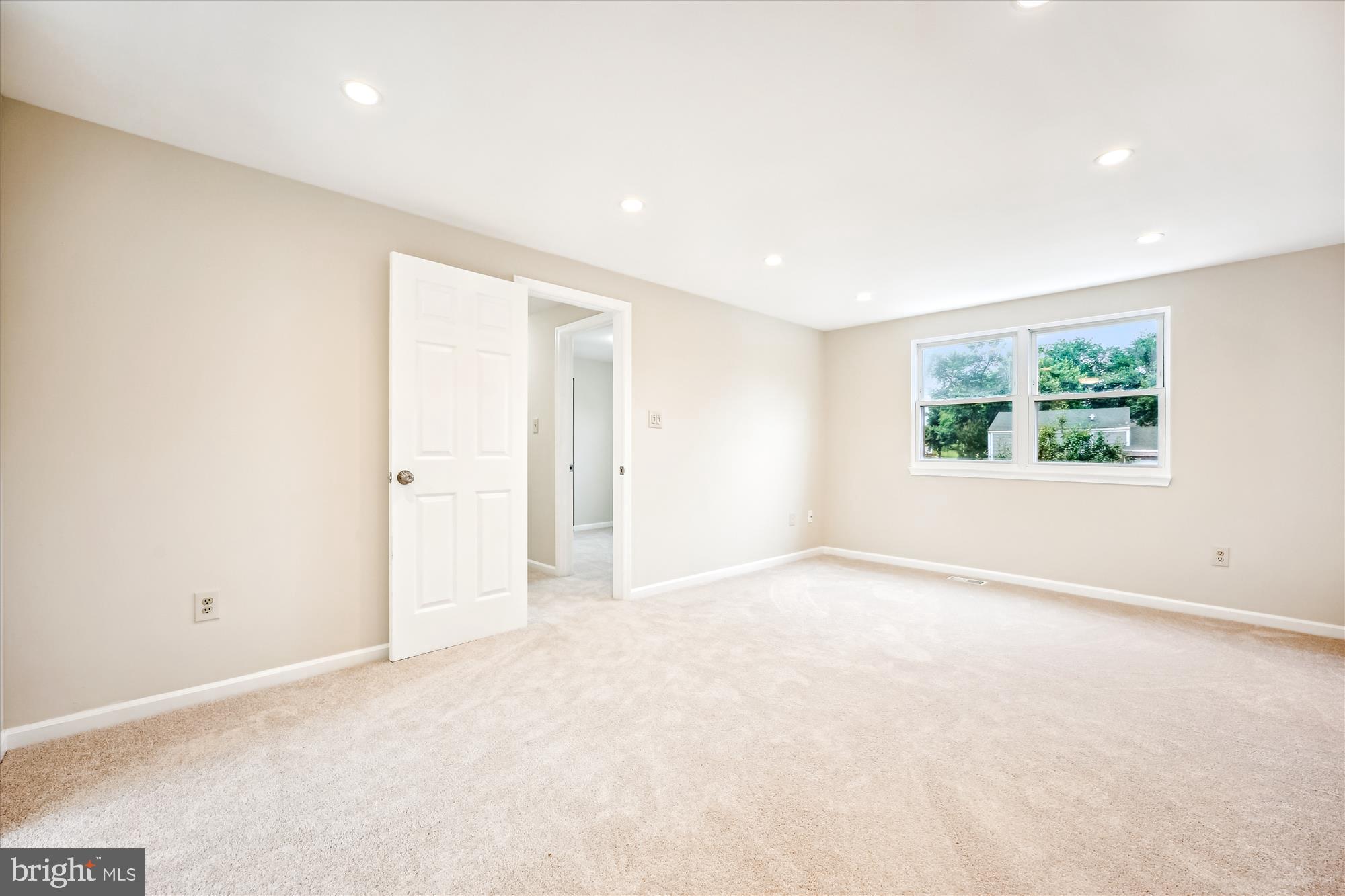 AMBER MEADOWS - Residential