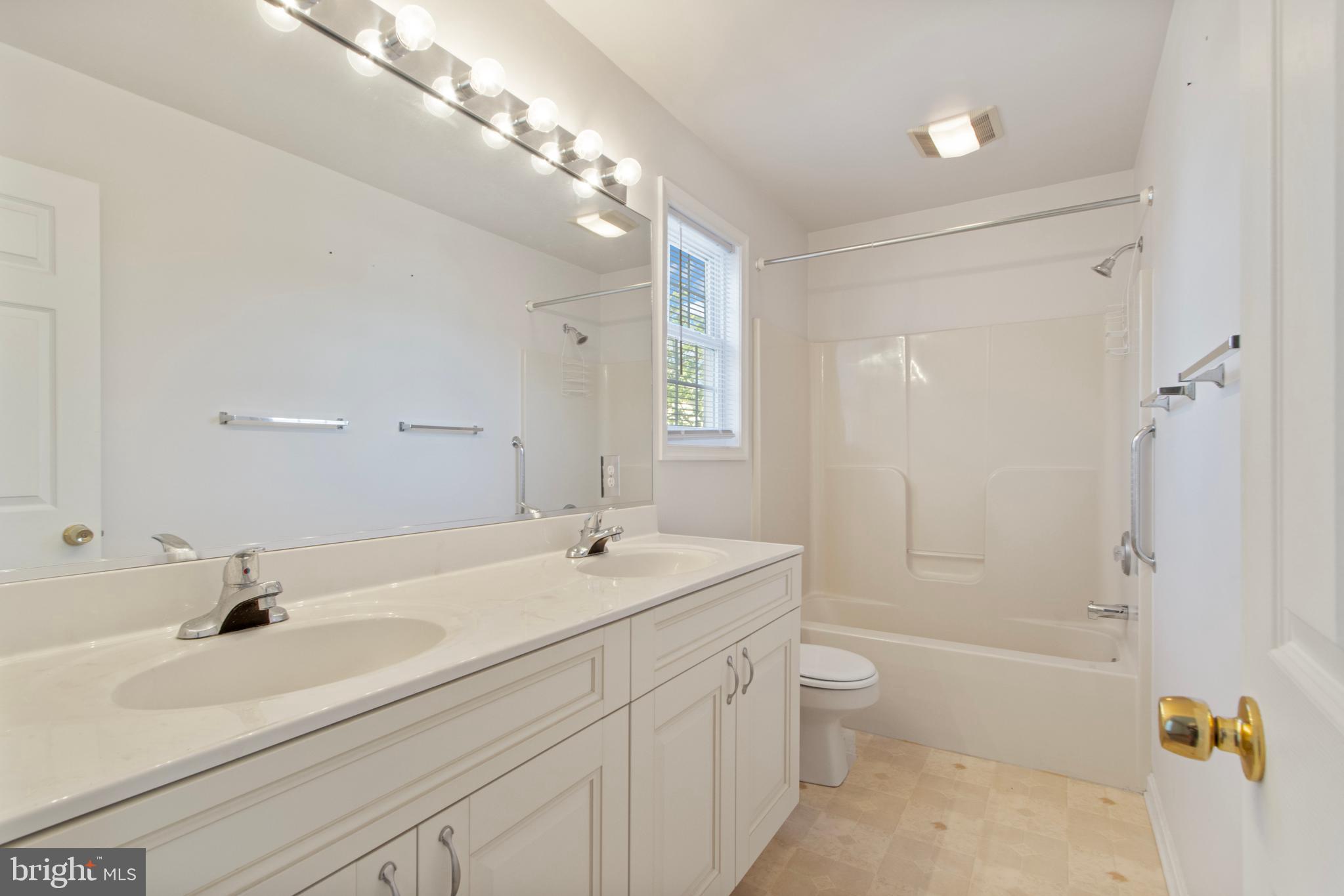 MONTEGO BAY - Residential