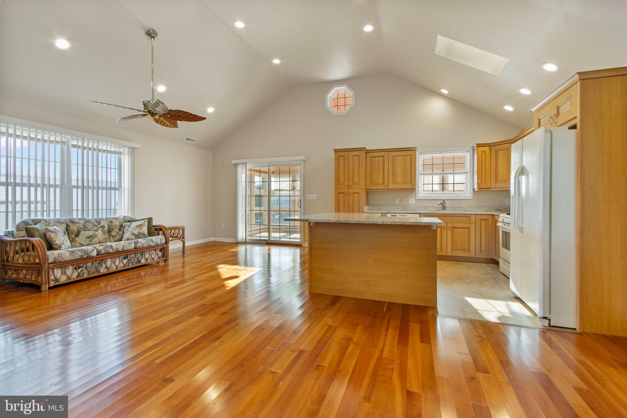 MONTEGO BAY - Residential