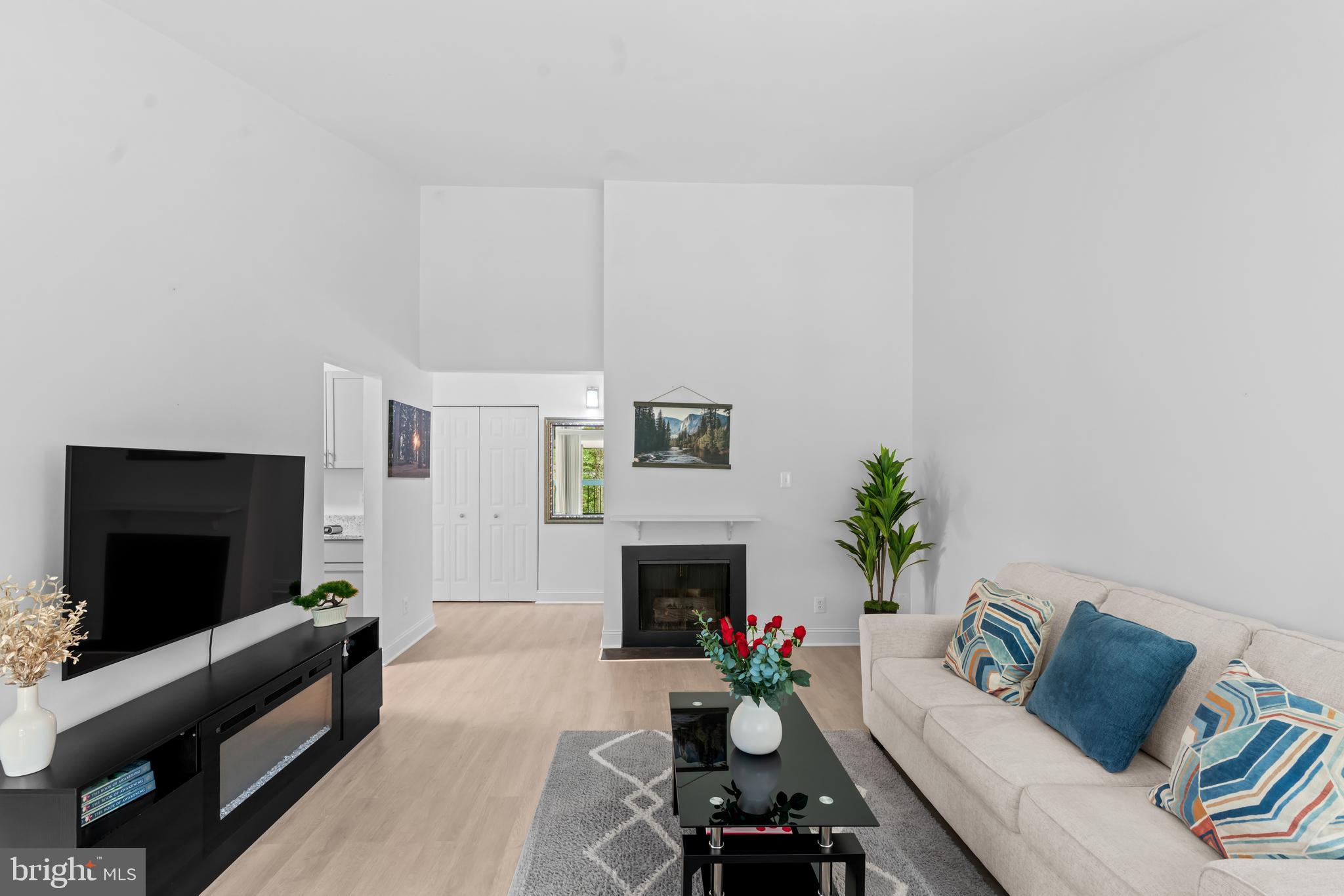 11811 BRETON COURT 22-D