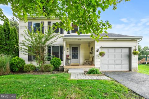 50 NEVIN DRIVE HONEY BROOK PA 19344