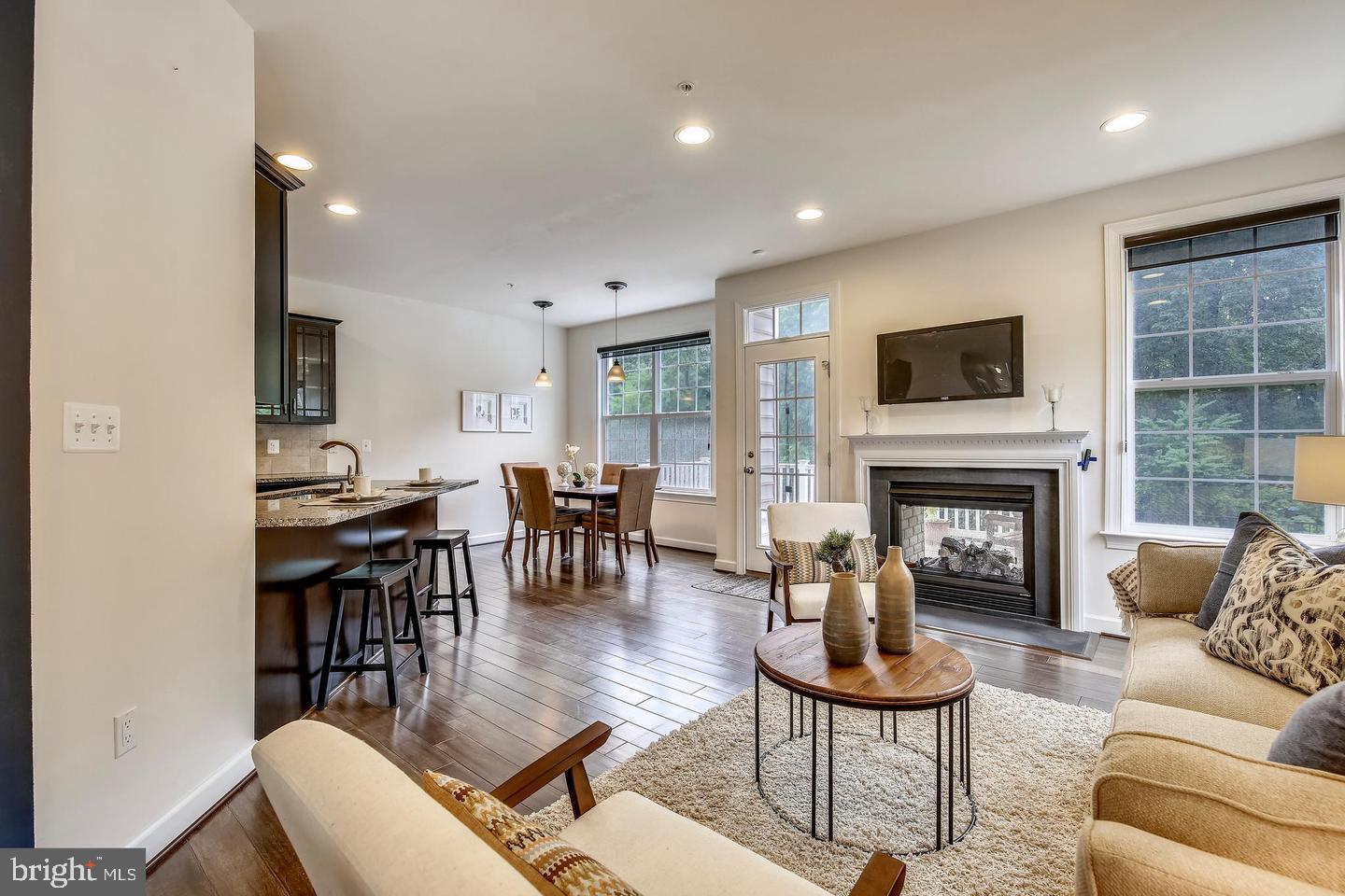 QUINCE ORCHARD PARK - Residential Lease