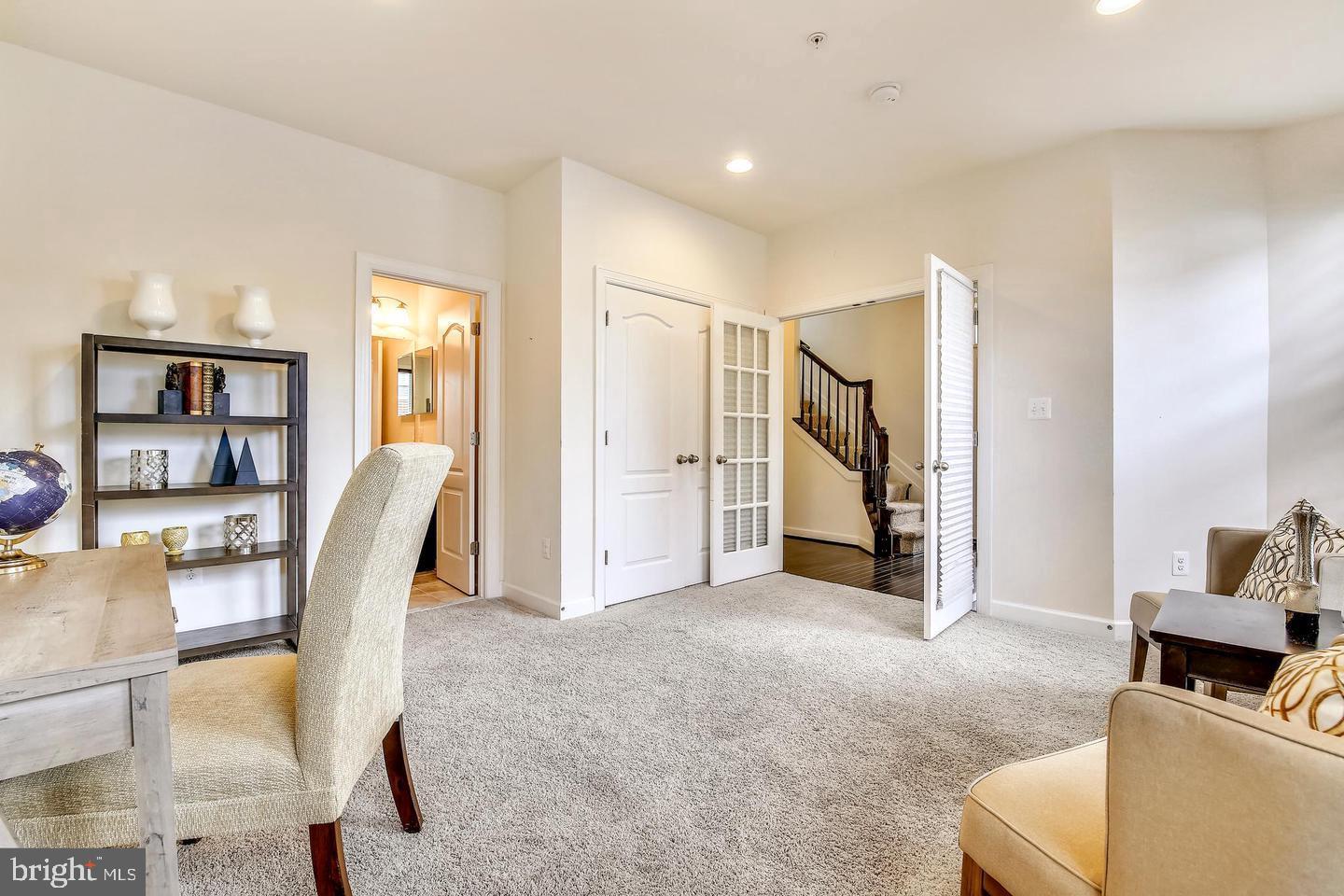 QUINCE ORCHARD PARK - Residential Lease