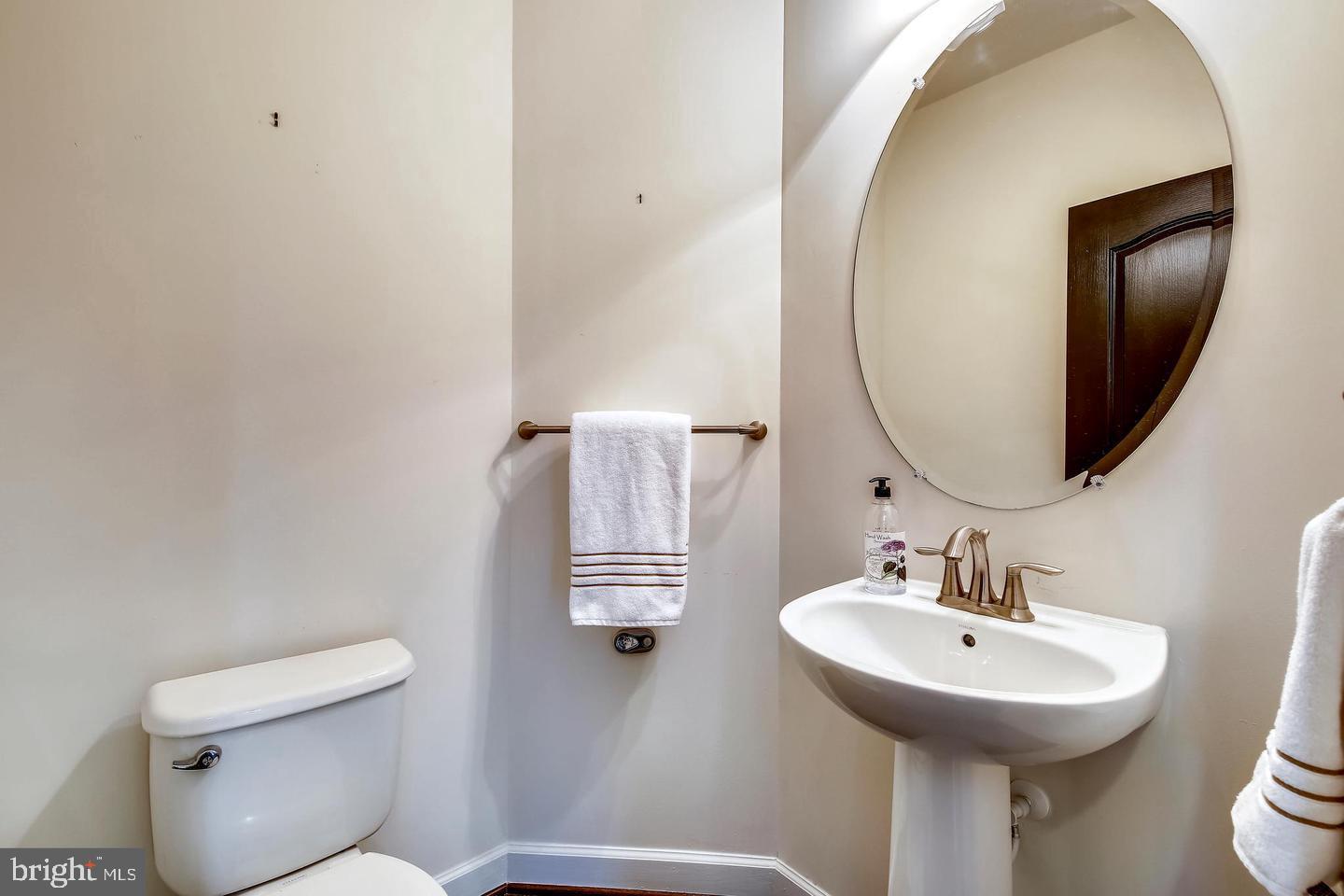 QUINCE ORCHARD PARK - Residential Lease