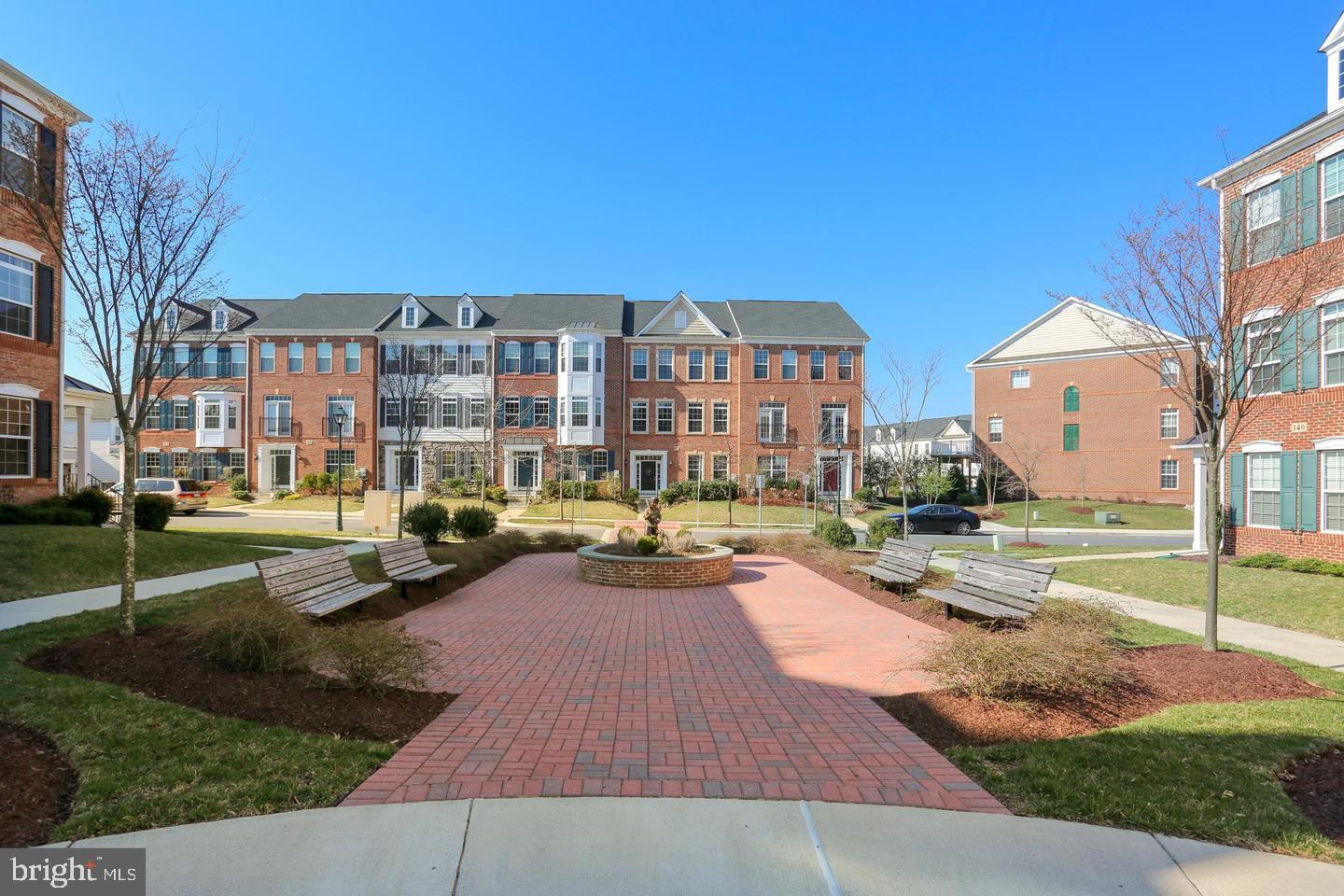 QUINCE ORCHARD PARK - Residential Lease