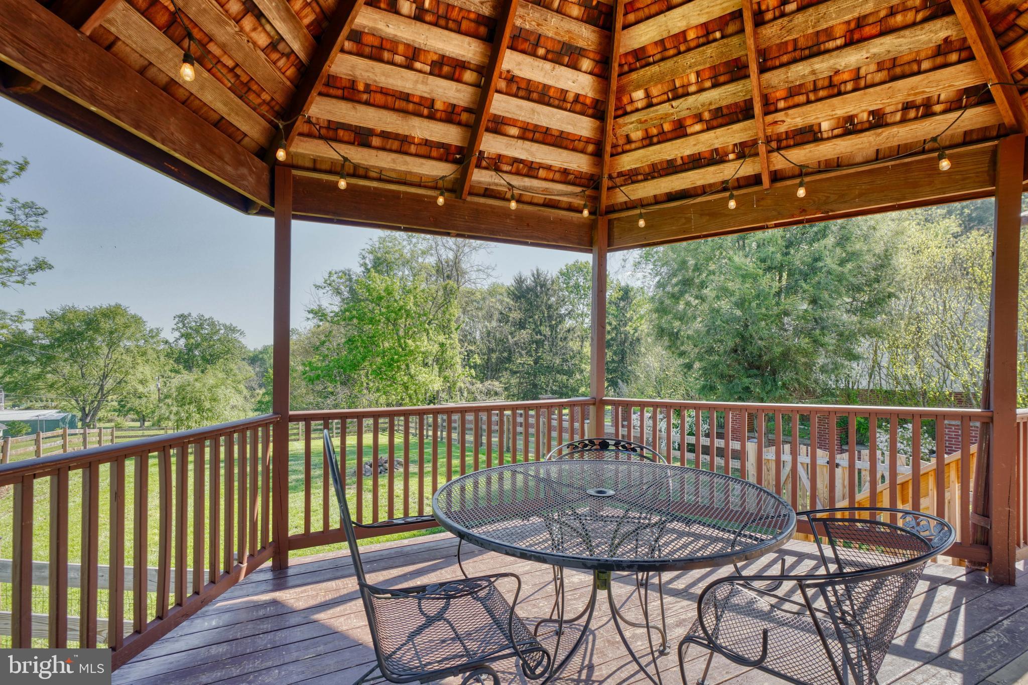 KINGSVILLE - Residential