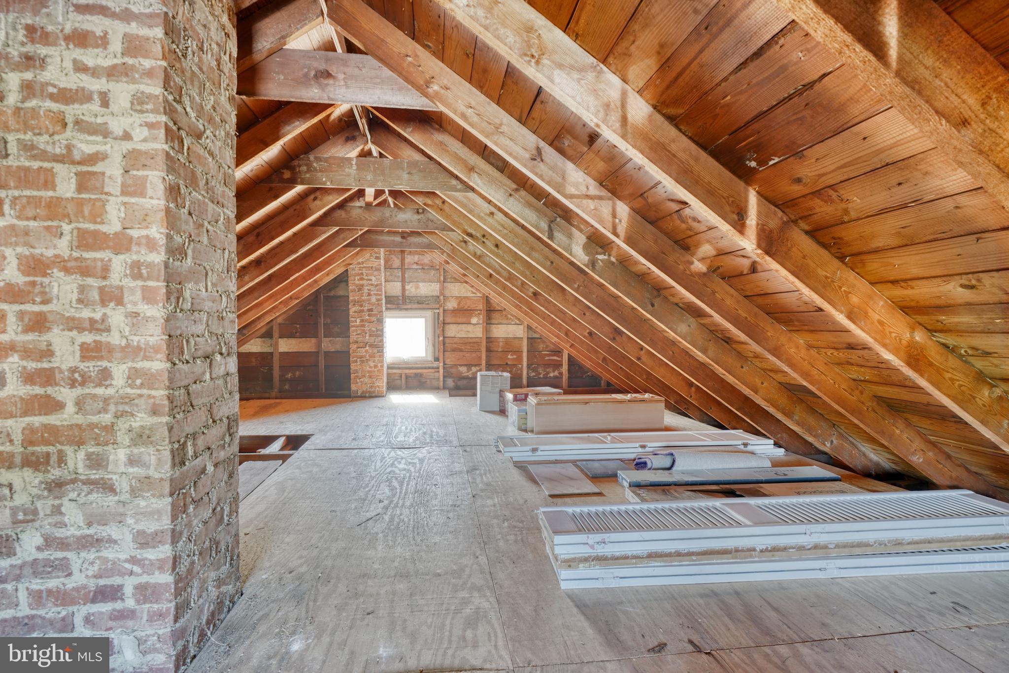 KINGSVILLE - Residential