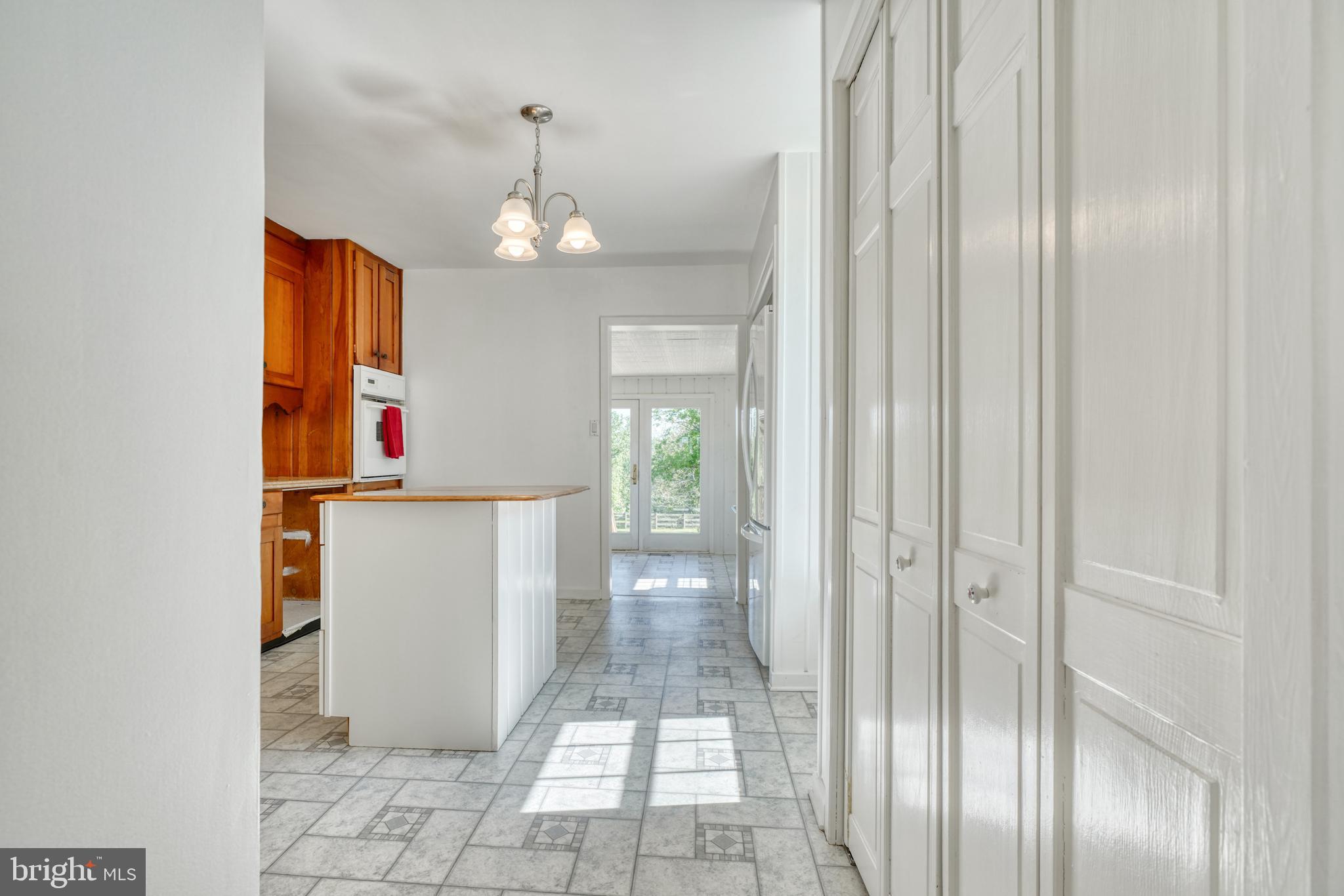 KINGSVILLE - Residential