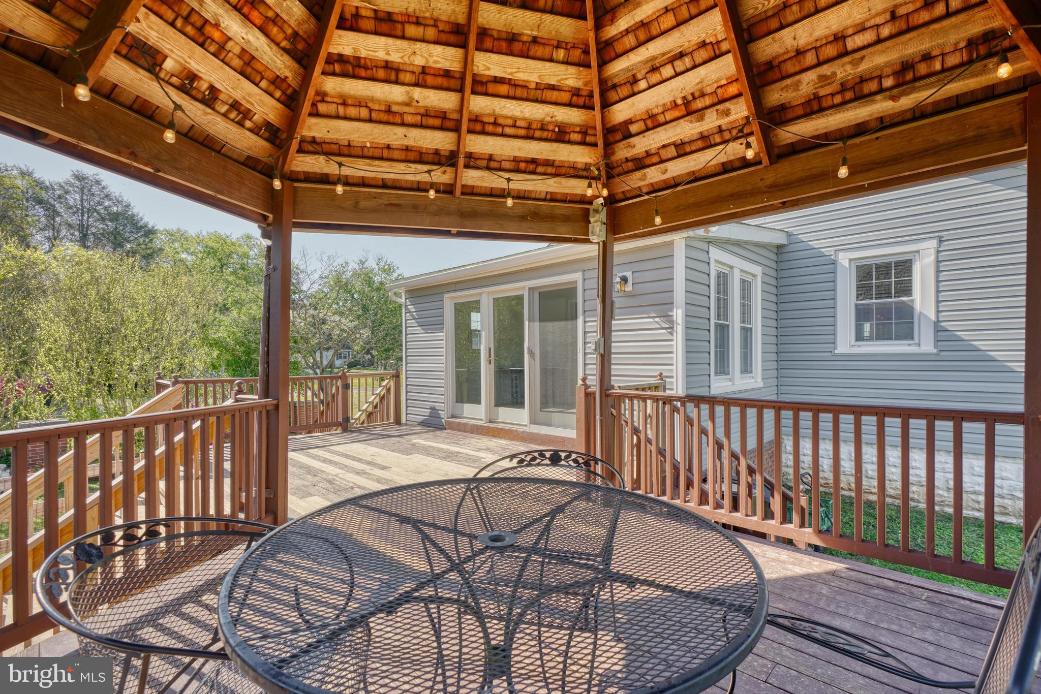 KINGSVILLE - Residential