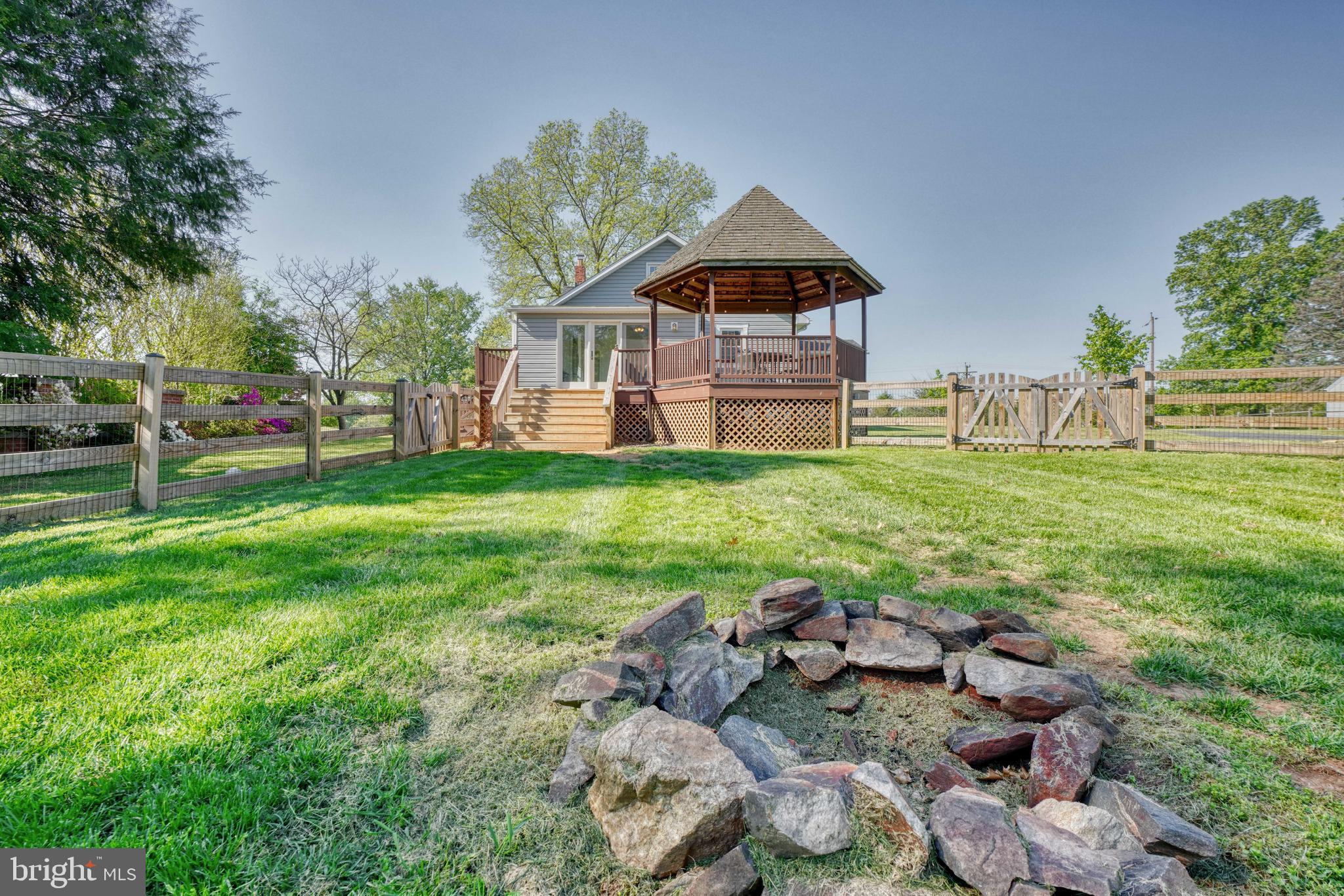 KINGSVILLE - Residential