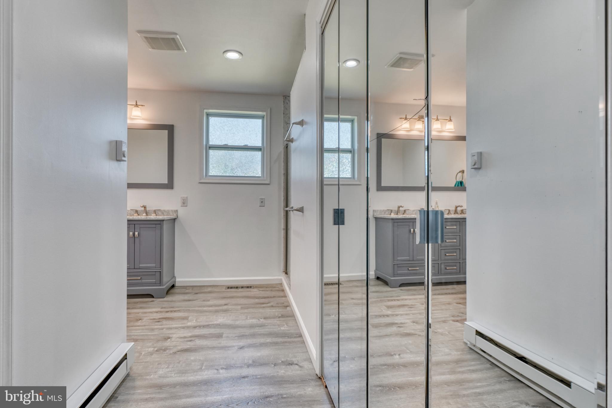 KINGSVILLE - Residential