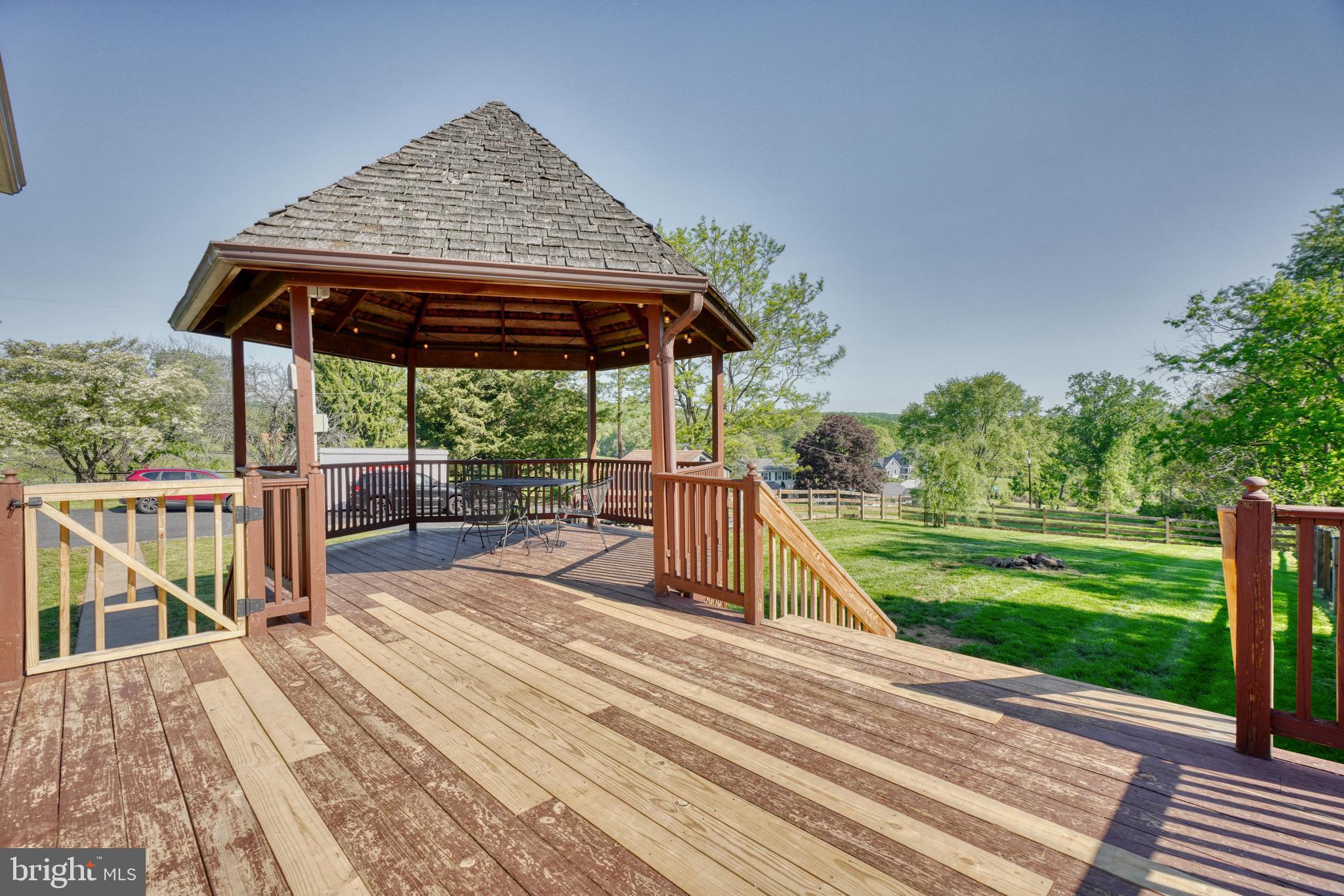 KINGSVILLE - Residential