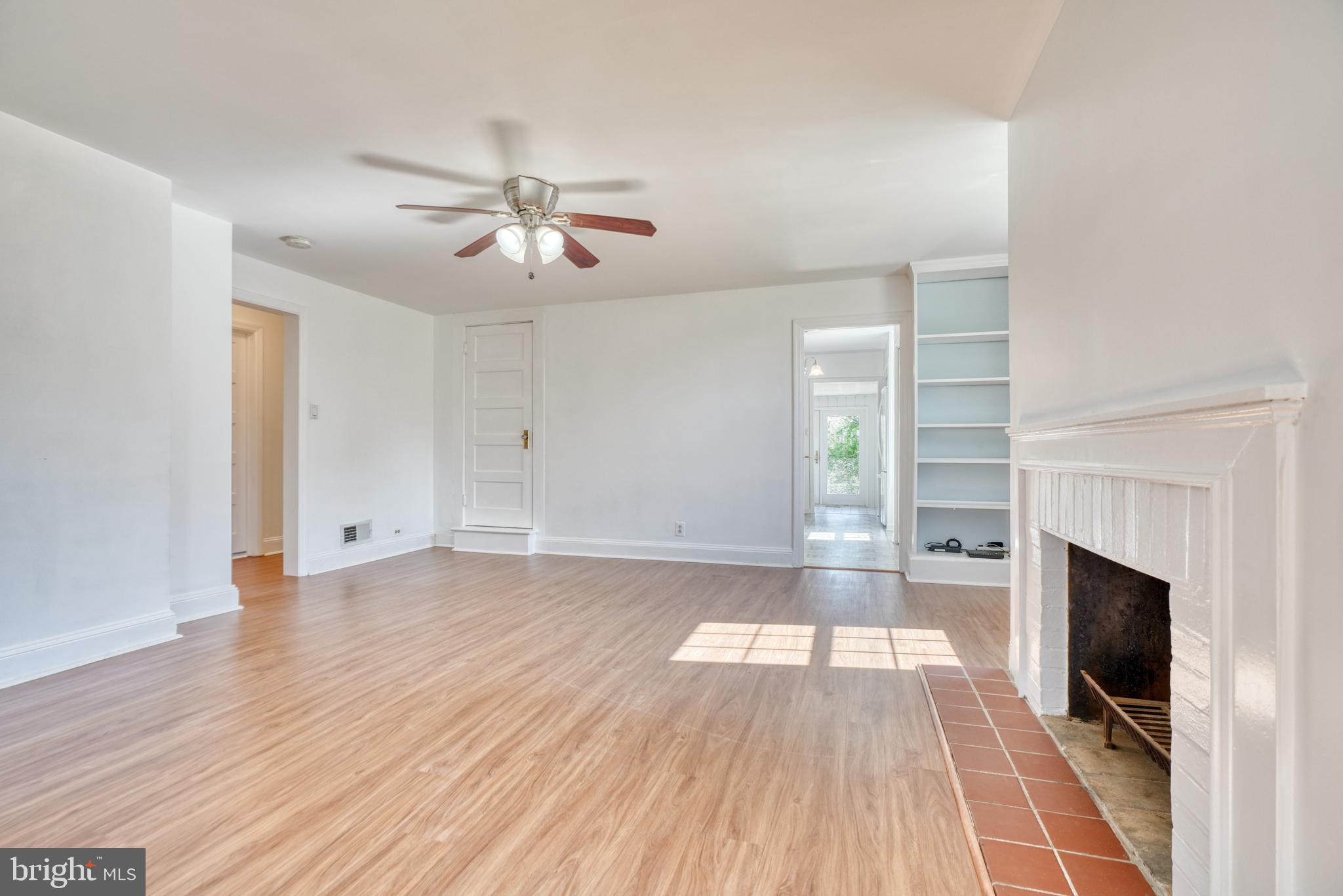 KINGSVILLE - Residential