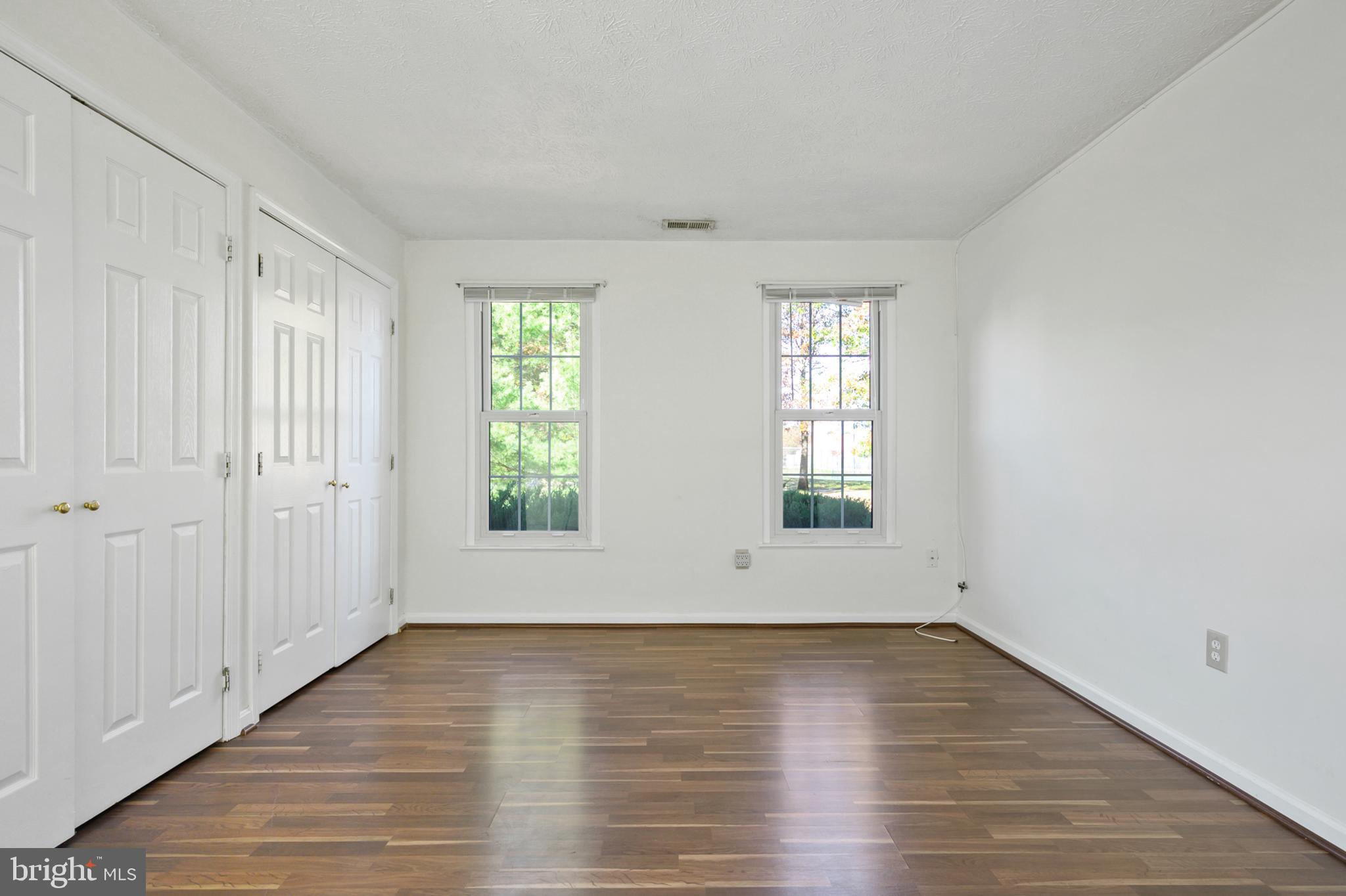 CHESTNUT GABLE - Residential